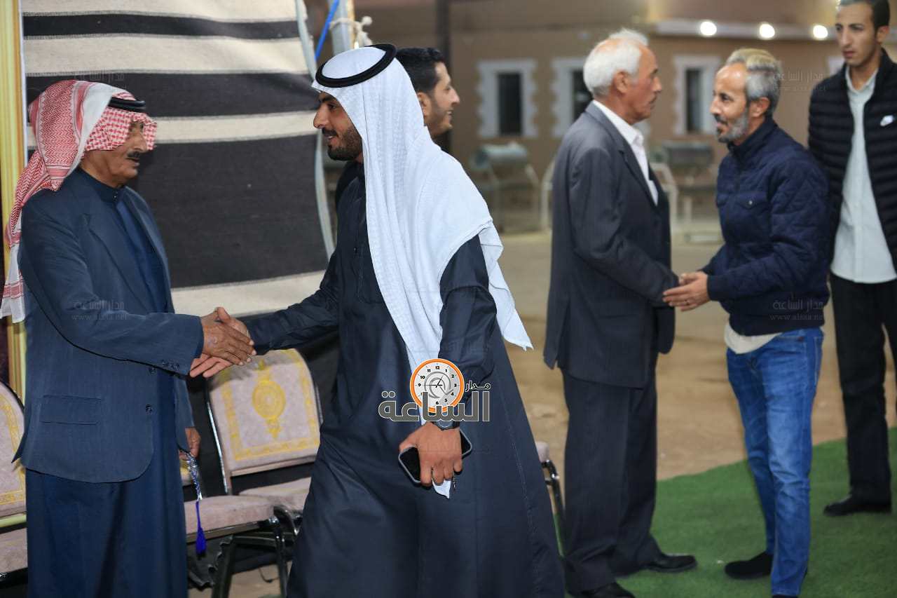 Madar Al-Saa Images 0.11726817773373077