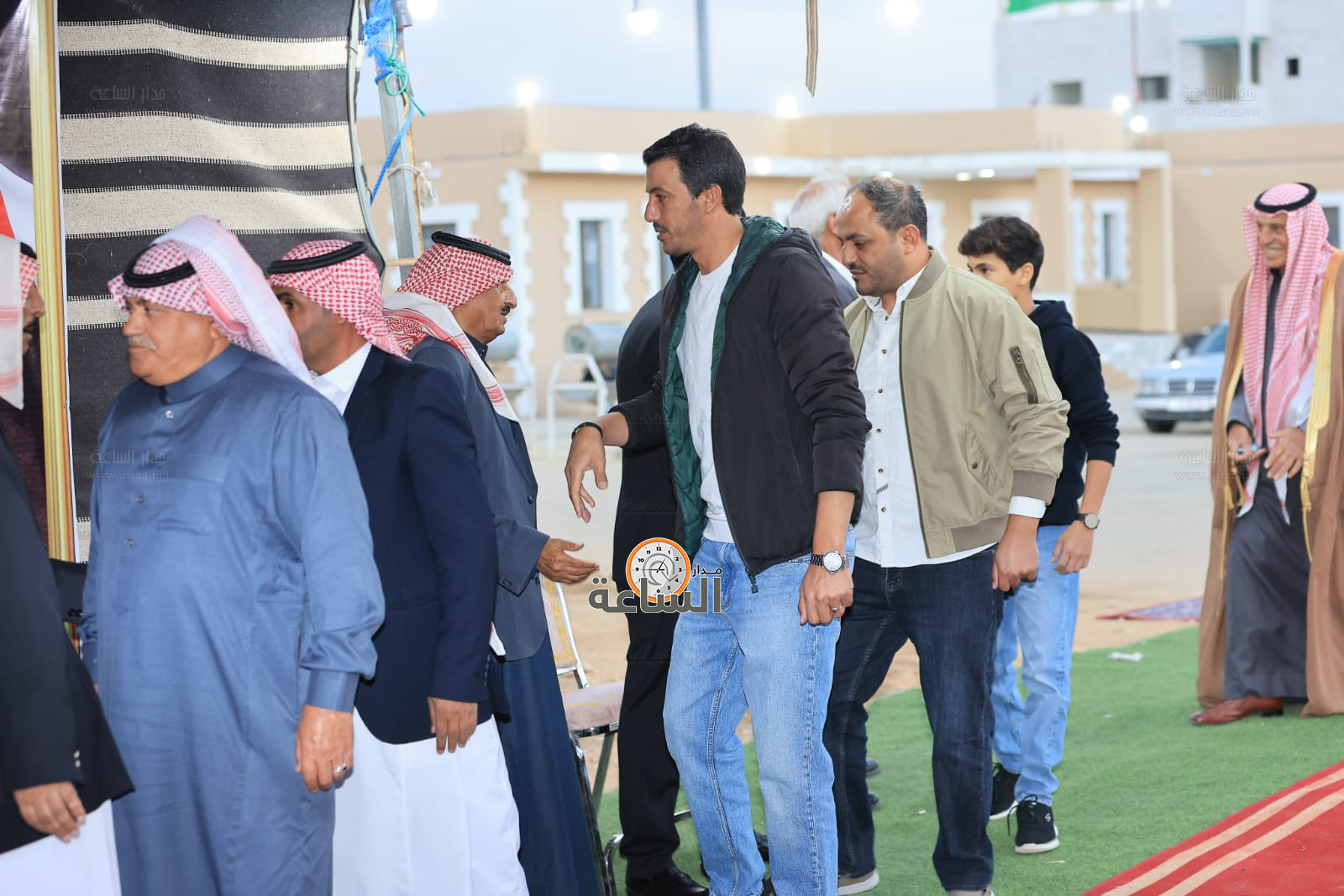 Madar Al-Saa Images 0.5847118487402807