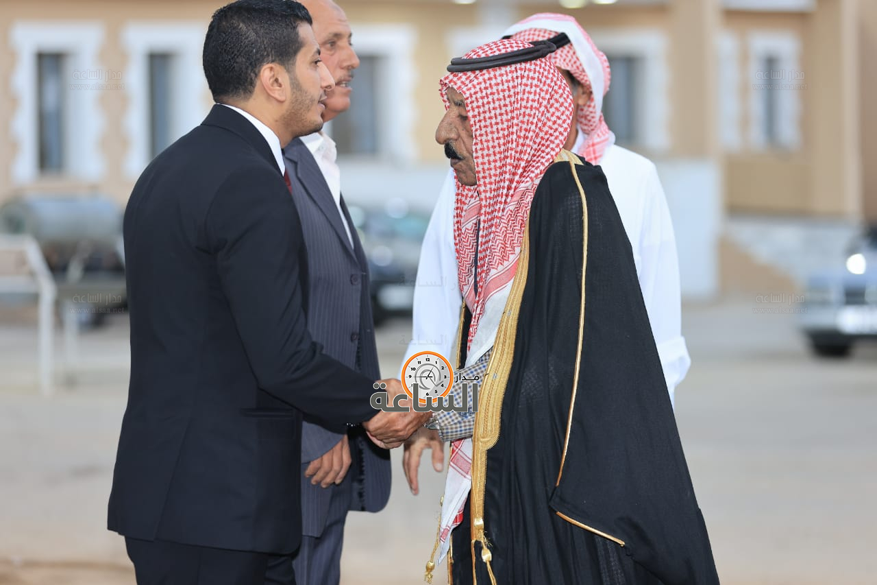 Madar Al-Saa Images 0.9886709866577235