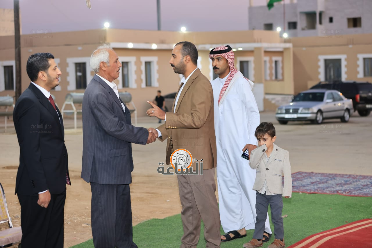 Madar Al-Saa Images 0.8239901183306865