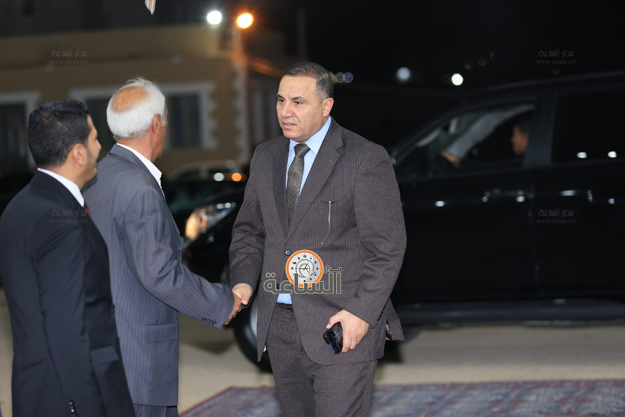 Madar Al-Saa Images 0.44339842283261266