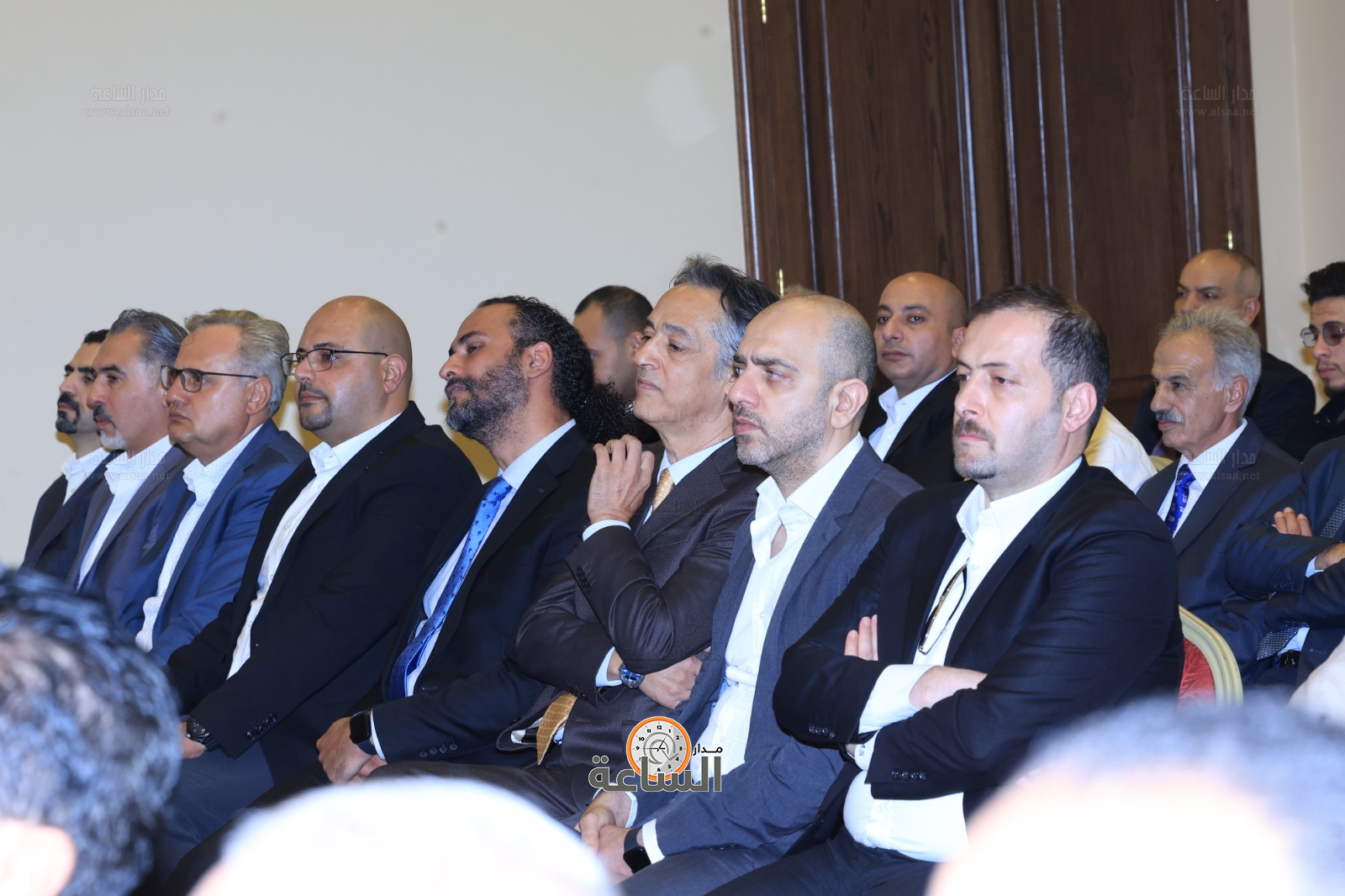 Madar Al-Saa Images 0.04438066368435567