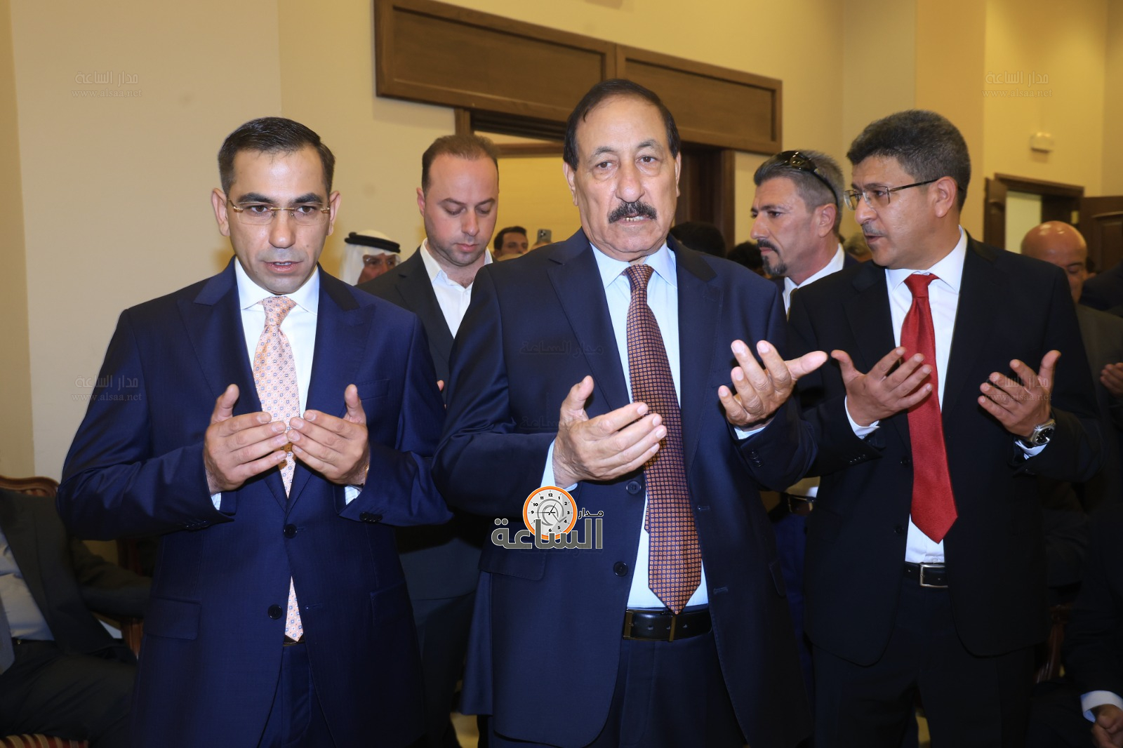 Madar Al-Saa Images 0.5357758309345767