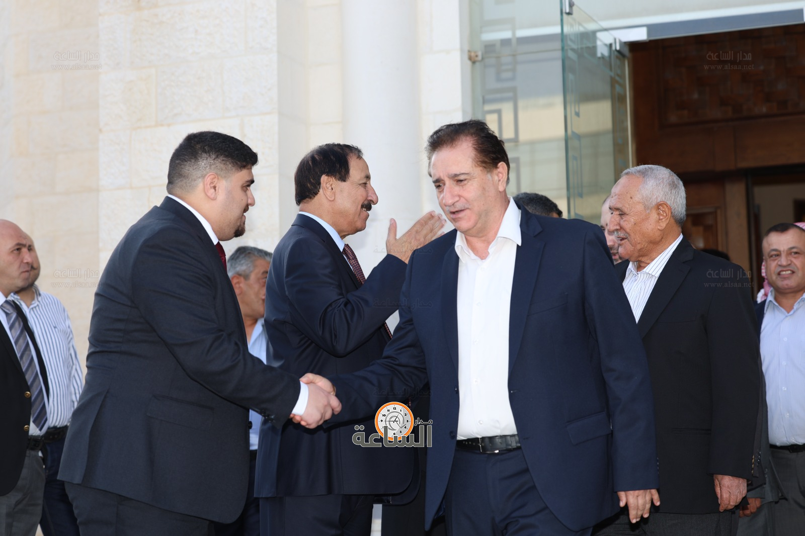 Madar Al-Saa Images 0.6249783919703368