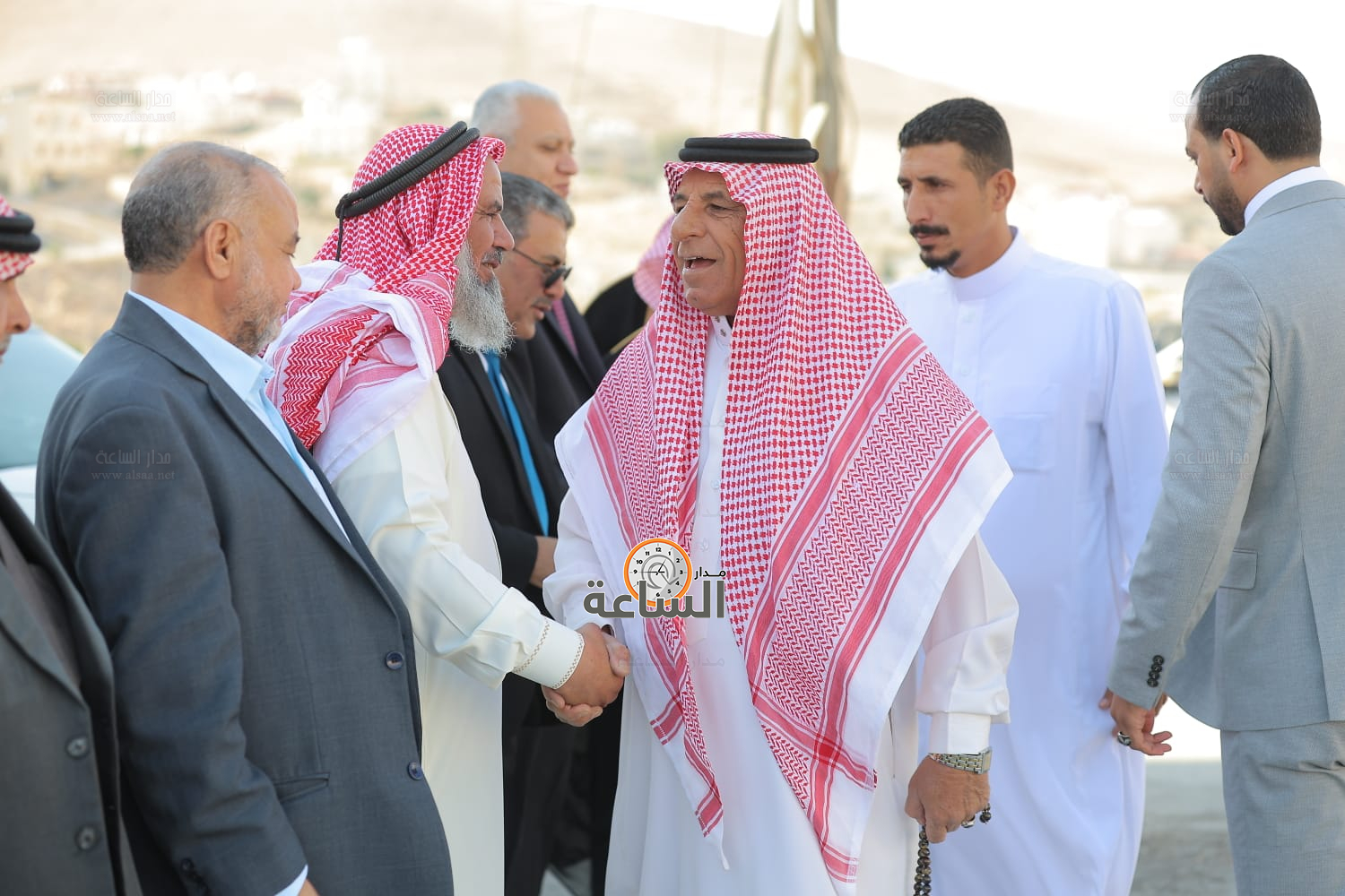 Madar Al-Saa Images 0.8811268978096376