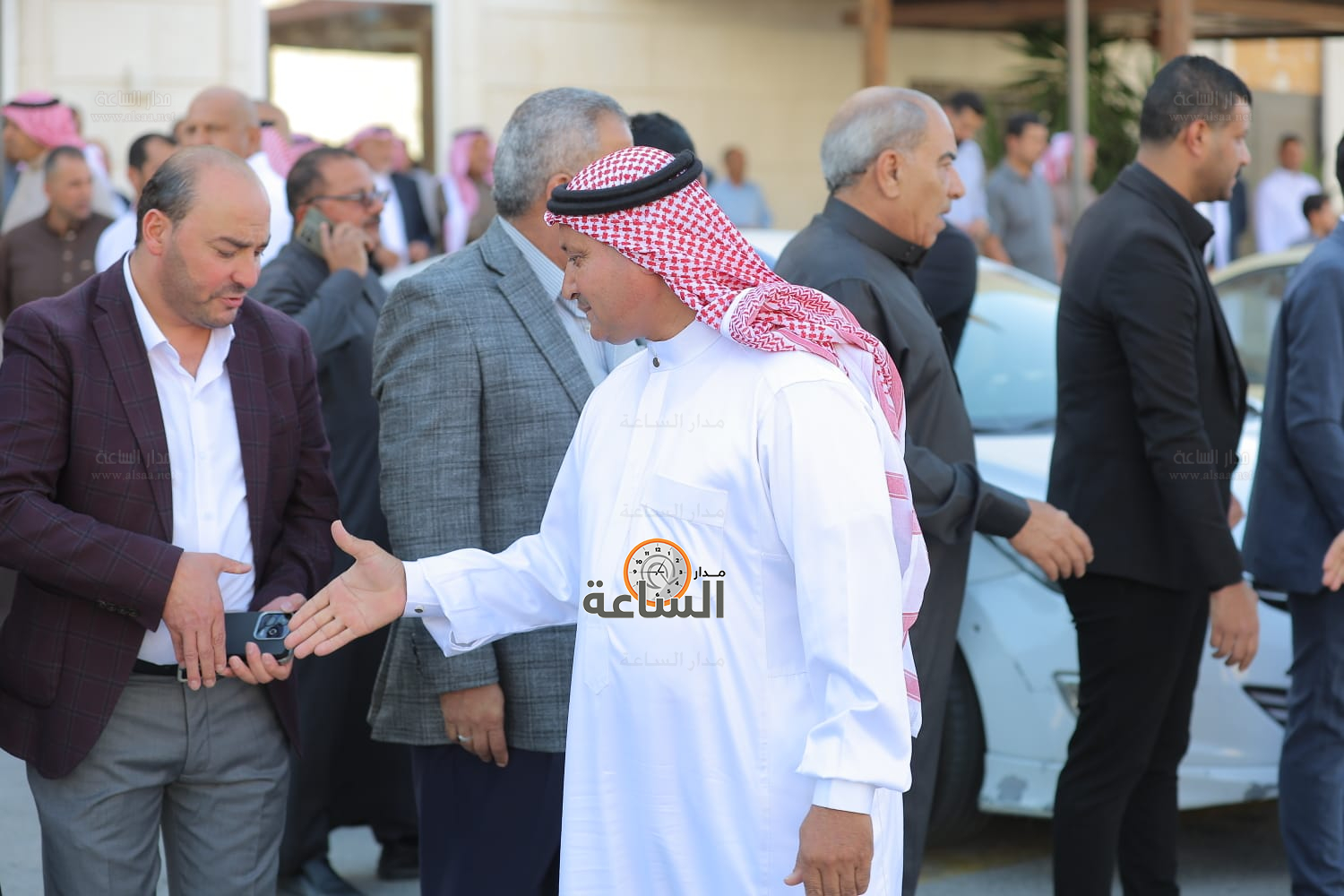 Madar Al-Saa Images 0.7188135383819009