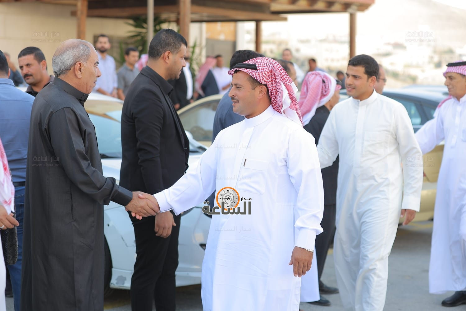 Madar Al-Saa Images 0.18601354116002589