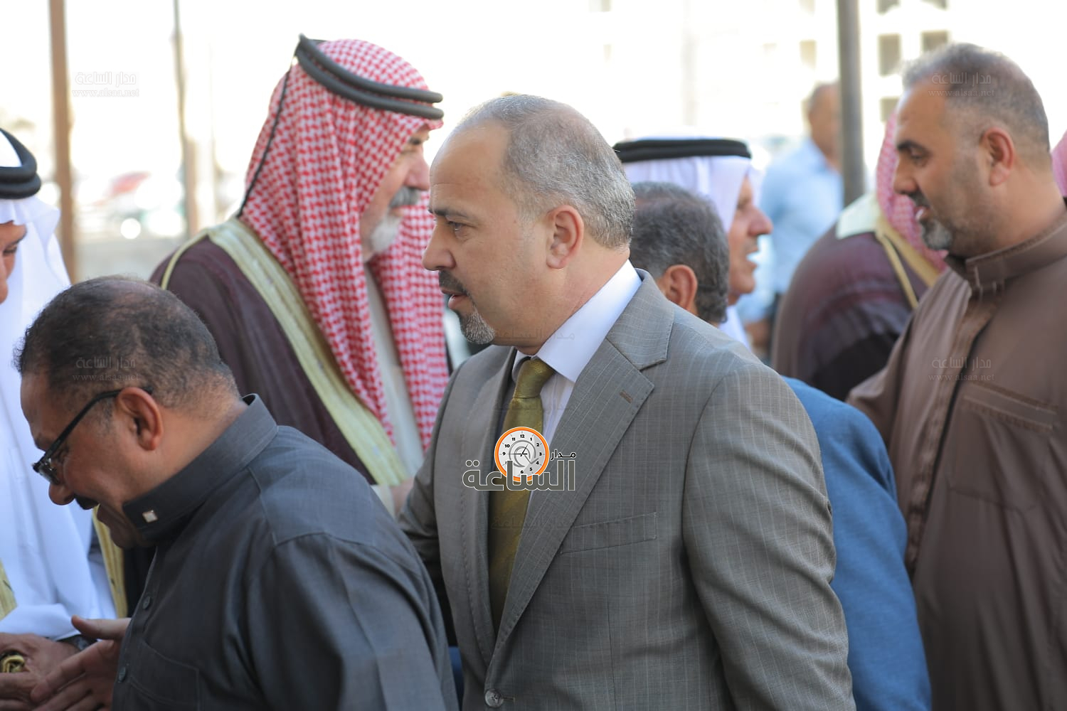 Madar Al-Saa Images 0.7982577623529712