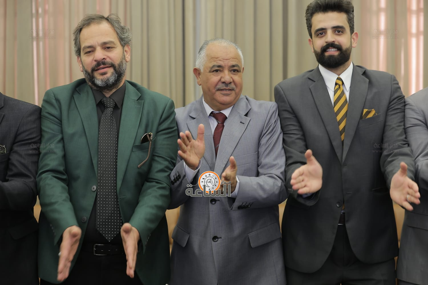 Madar Al-Saa Images 0.8704273894210949