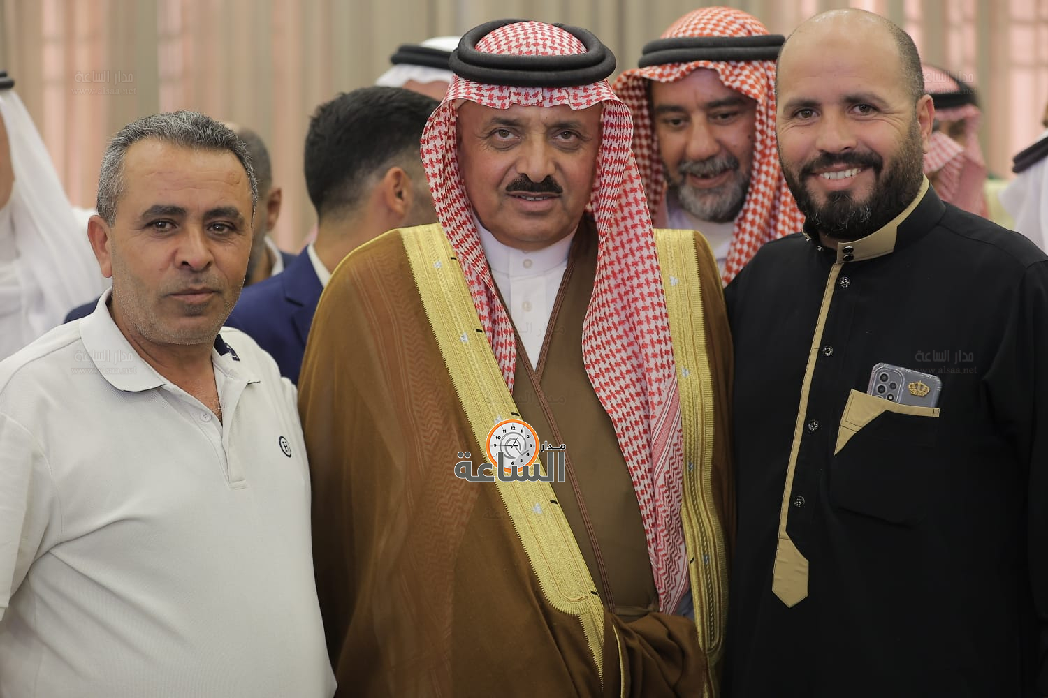 Madar Al-Saa Images 0.18783535152915776