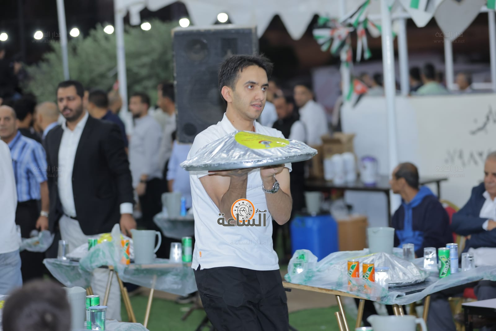 Madar Al-Saa Images 0.9800818738997628