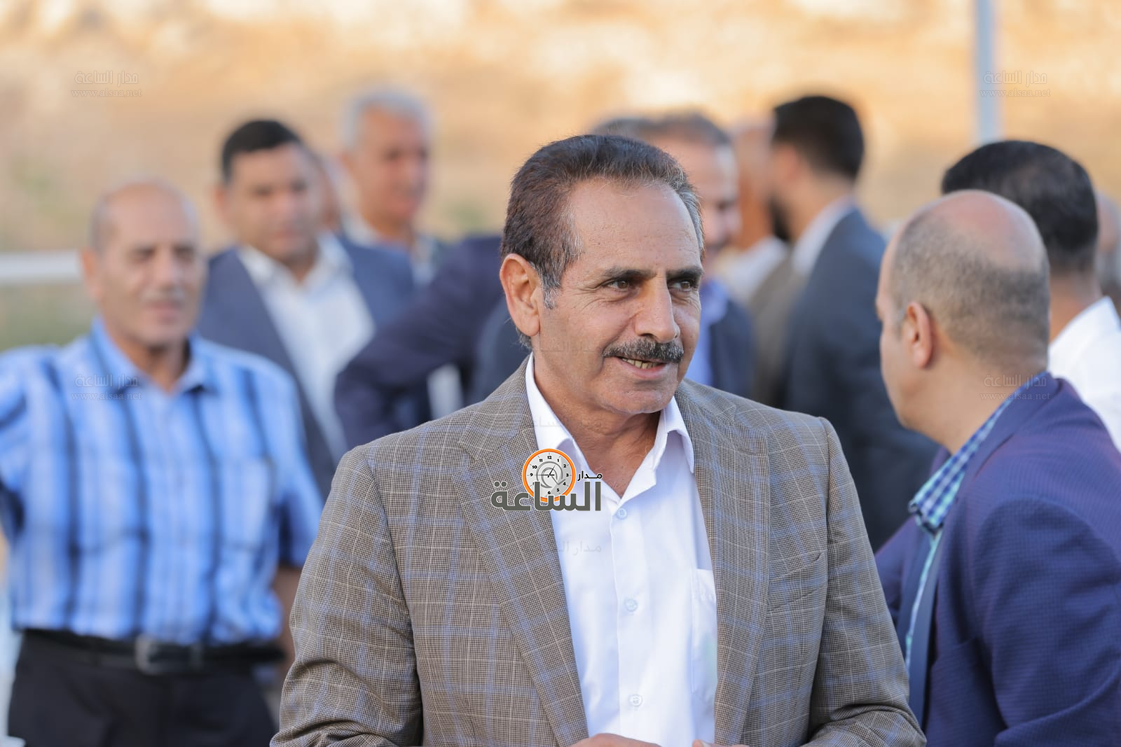 Madar Al-Saa Images 0.9827358954430578