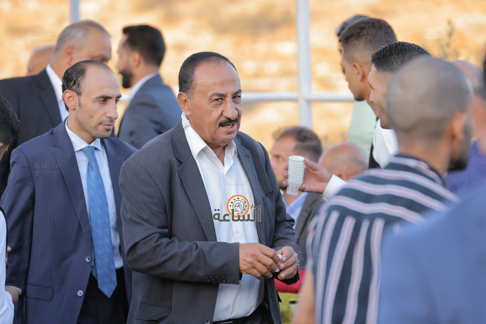 Madar Al-Saa Images 0.38845703890846506