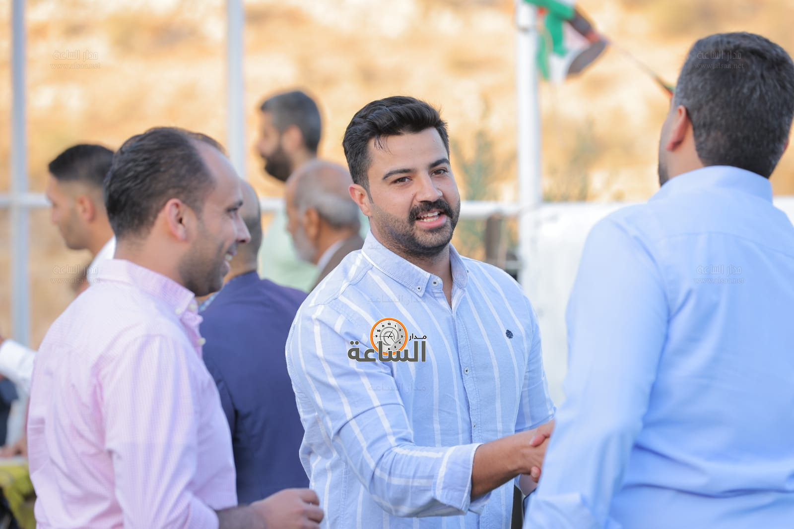 Madar Al-Saa Images 0.1901326407280577