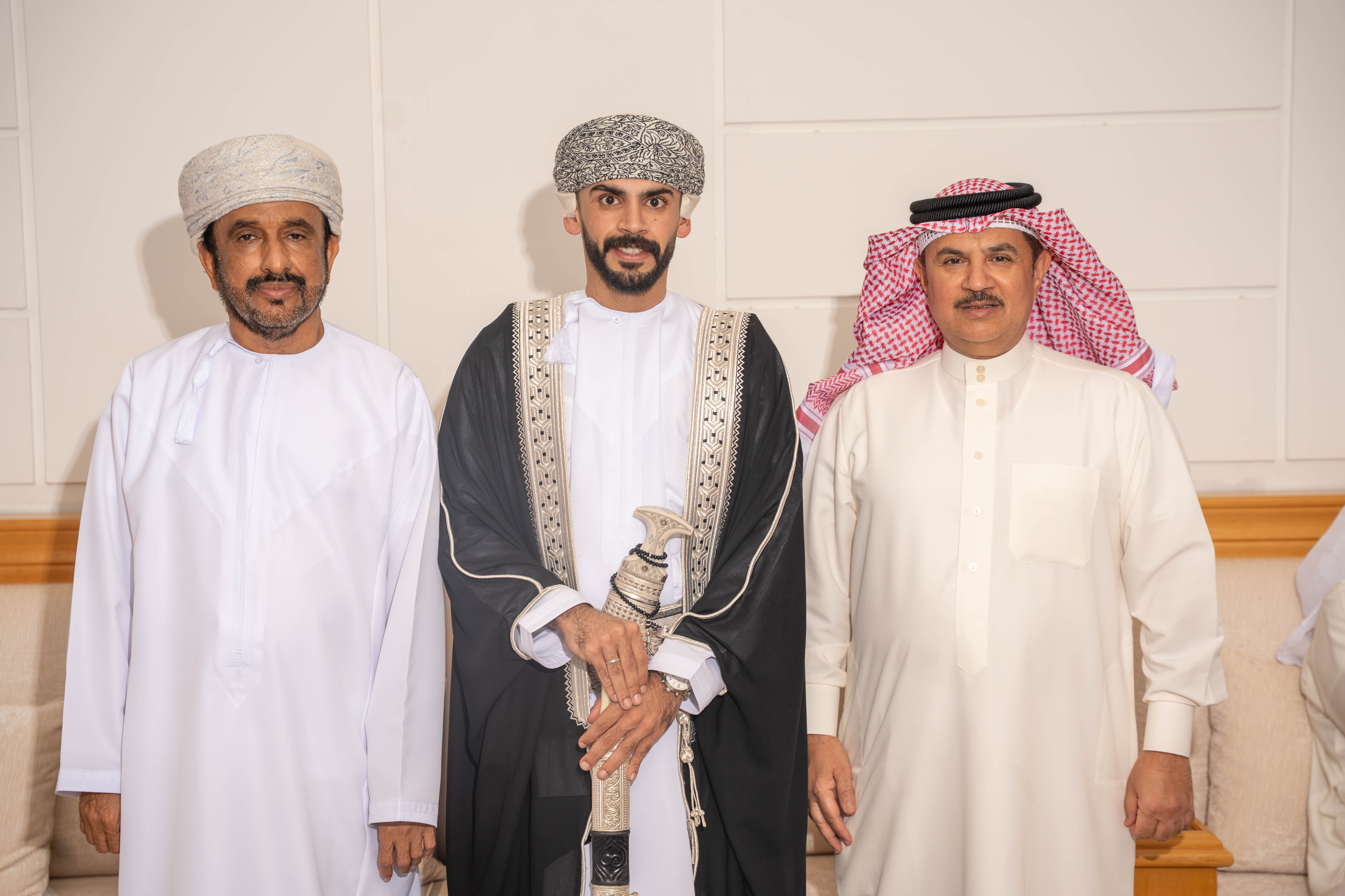 Madar Al-Saa Images 0.6531790980805519