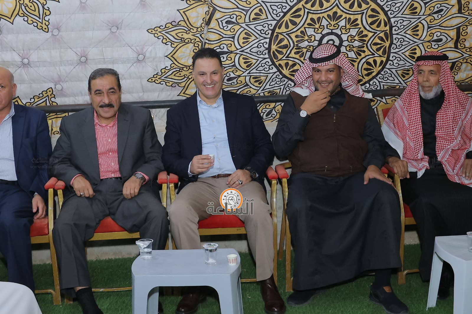 Madar Al-Saa Images 0.40636600284320923