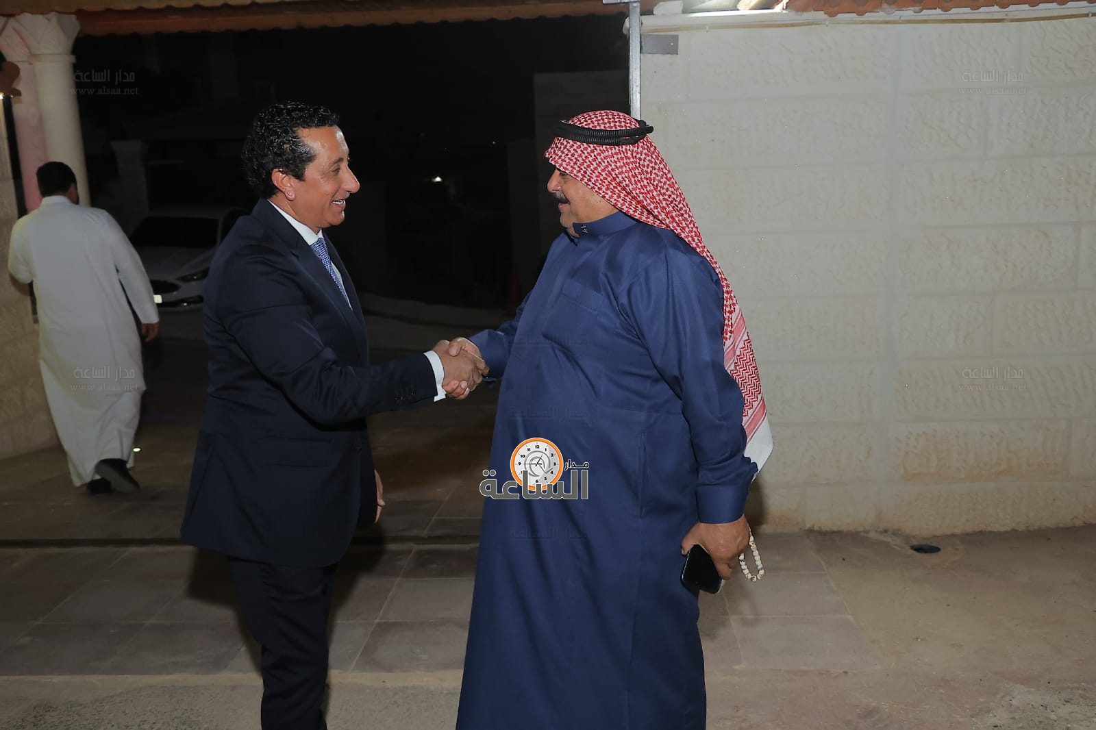 Madar Al-Saa Images 0.04346512469463193