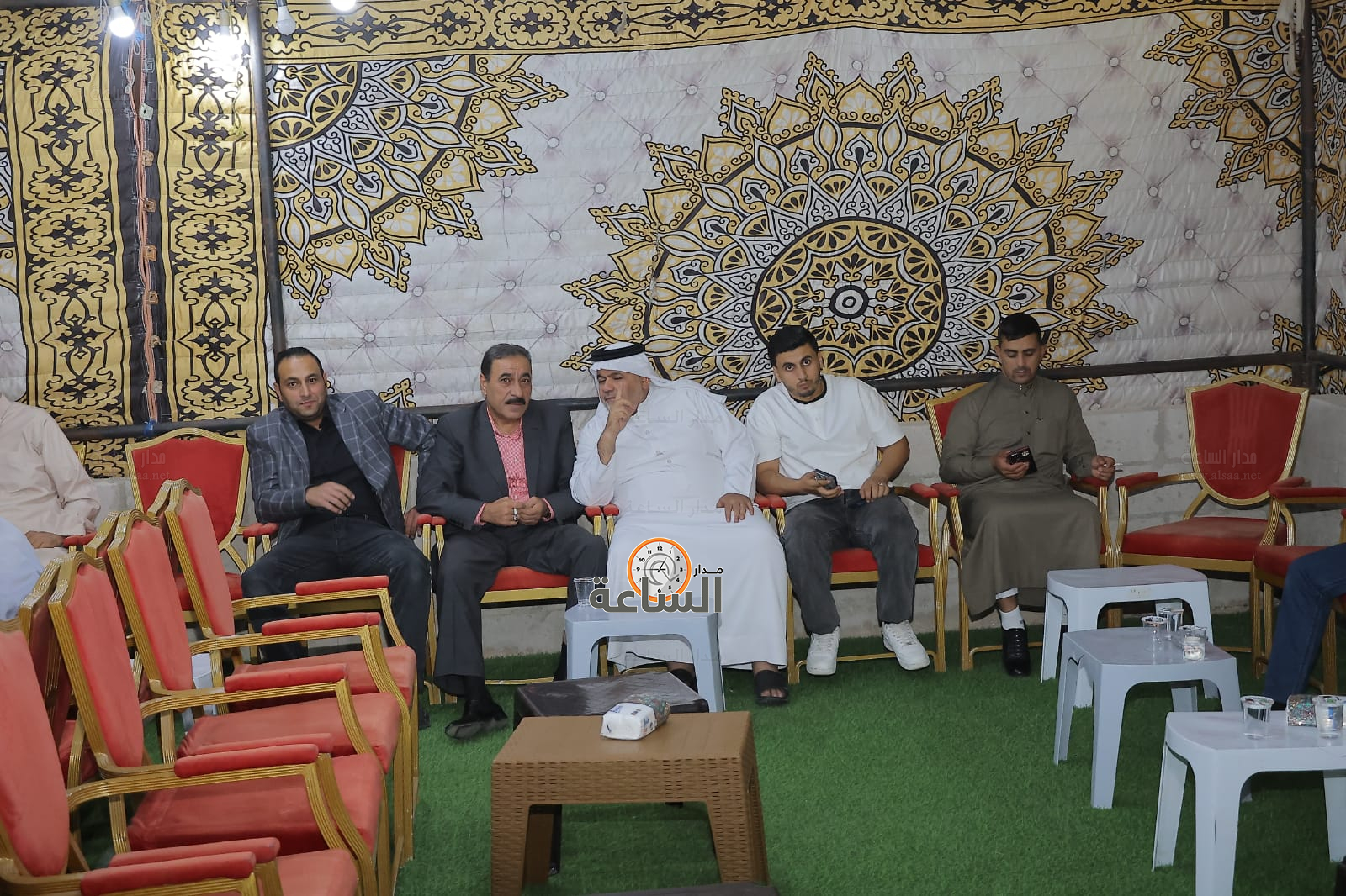 Madar Al-Saa Images 0.9586359647001278