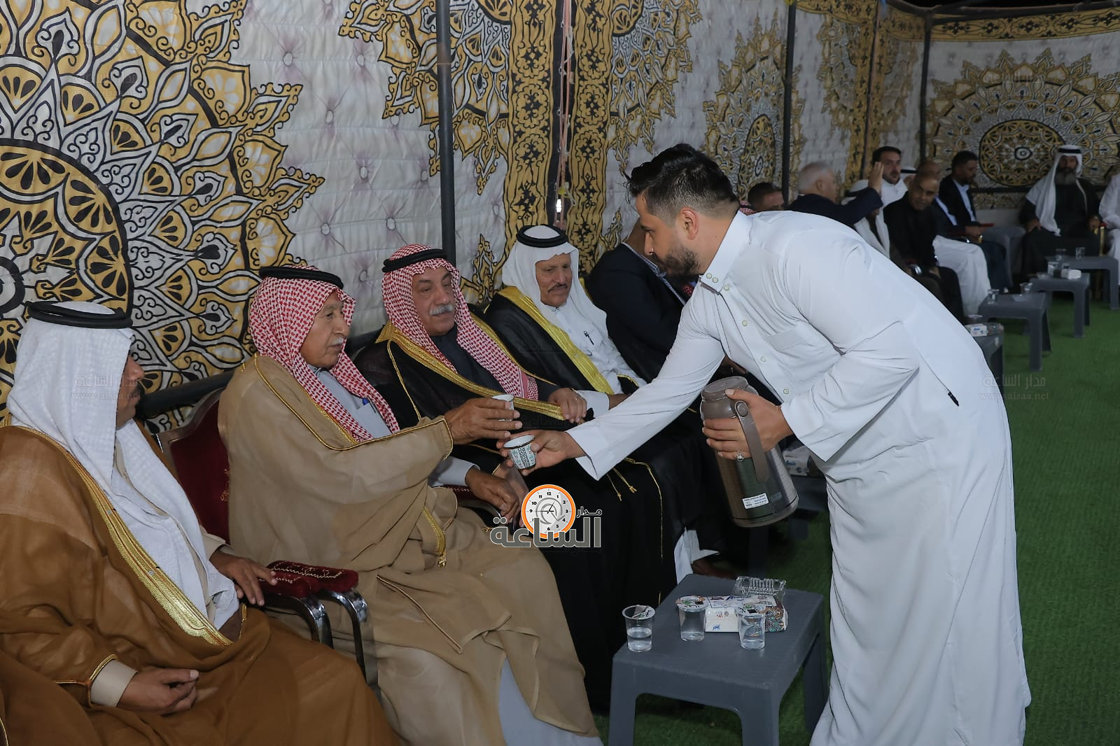 Madar Al-Saa Images 0.6193408673623785