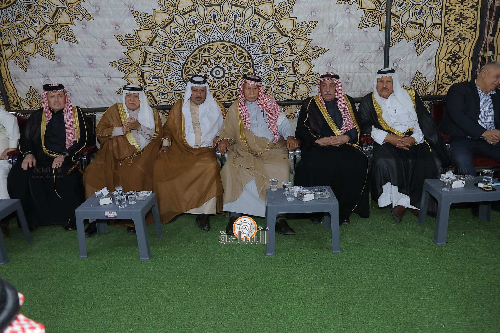 Madar Al-Saa Images 0.8609844057553299