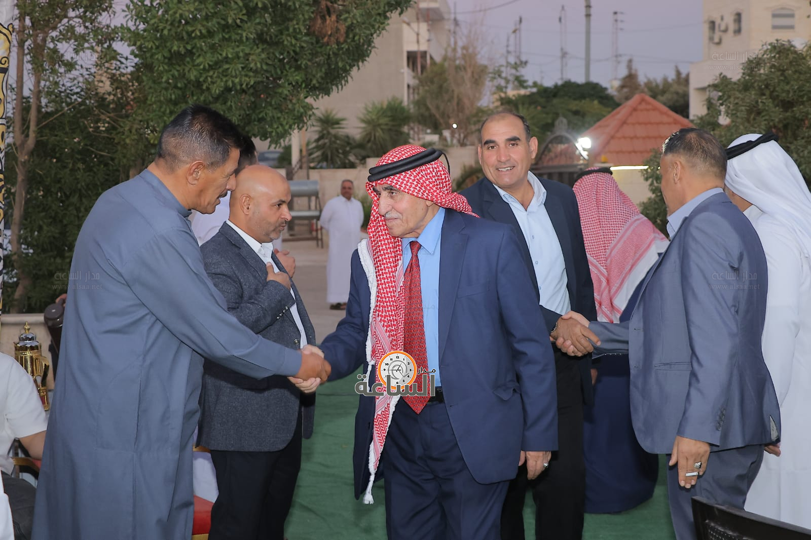 Madar Al-Saa Images 0.7750224385892114