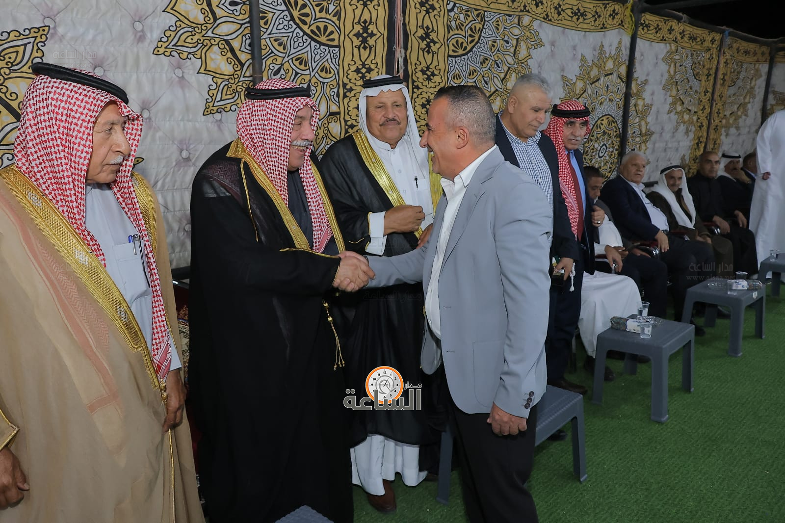 Madar Al-Saa Images 0.7473650138930278