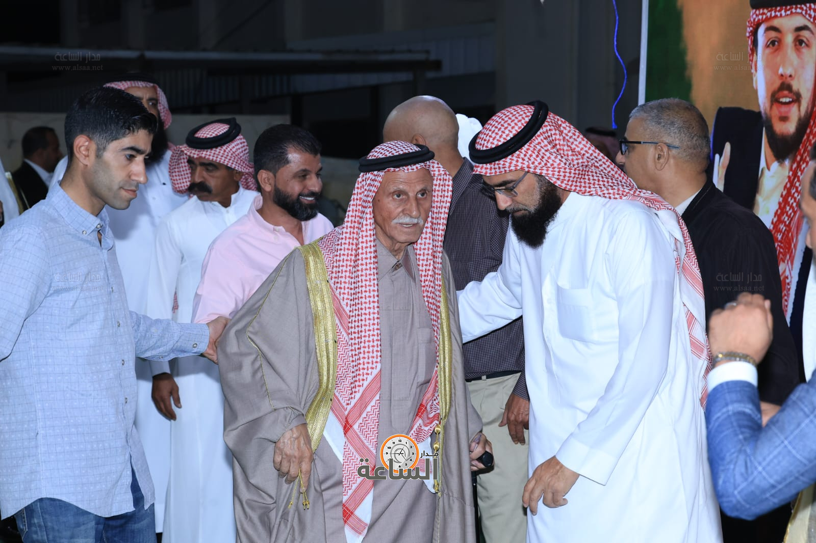 Madar Al-Saa Images 0.8092900444183077