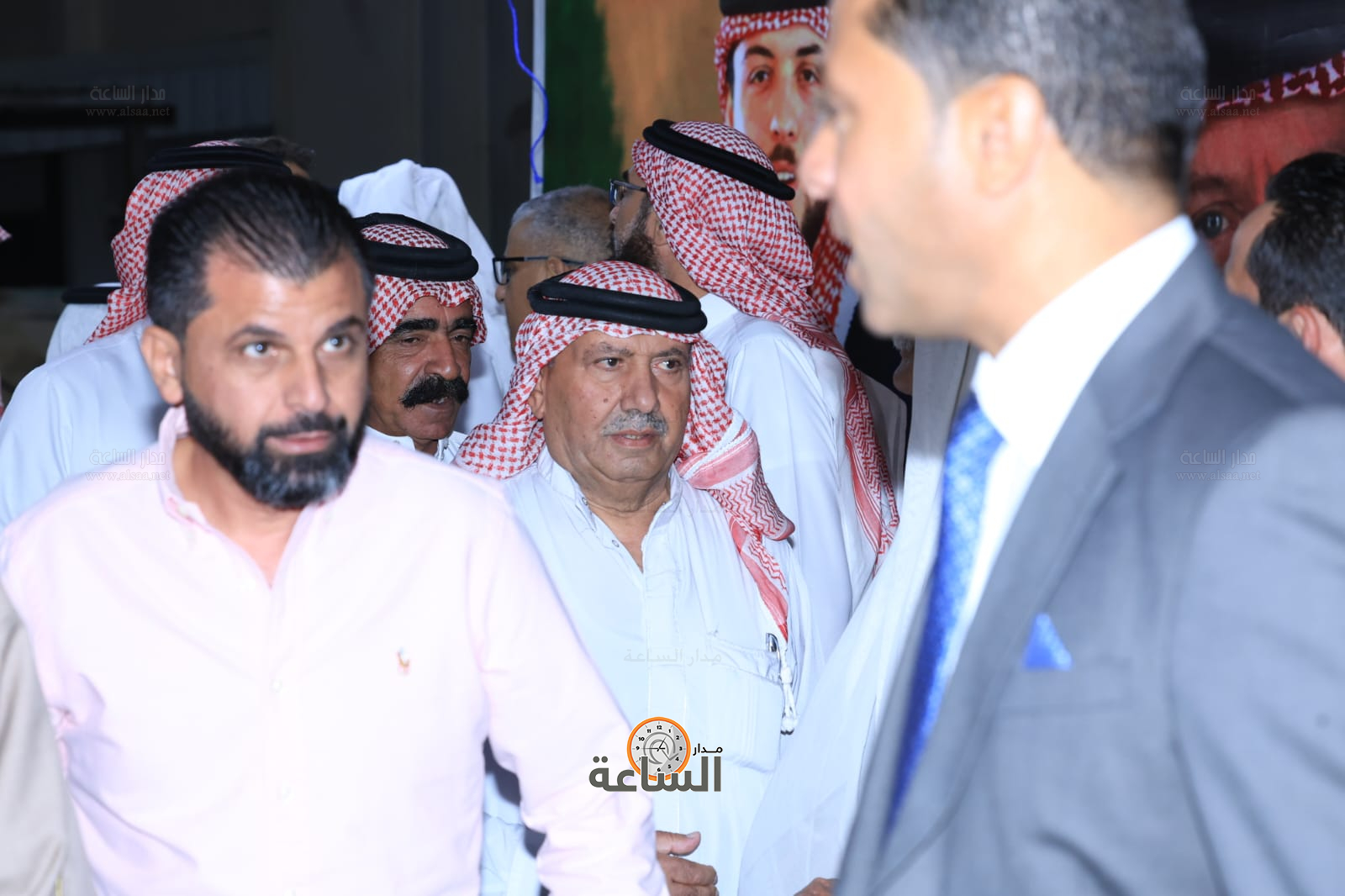 Madar Al-Saa Images 0.565930181659268