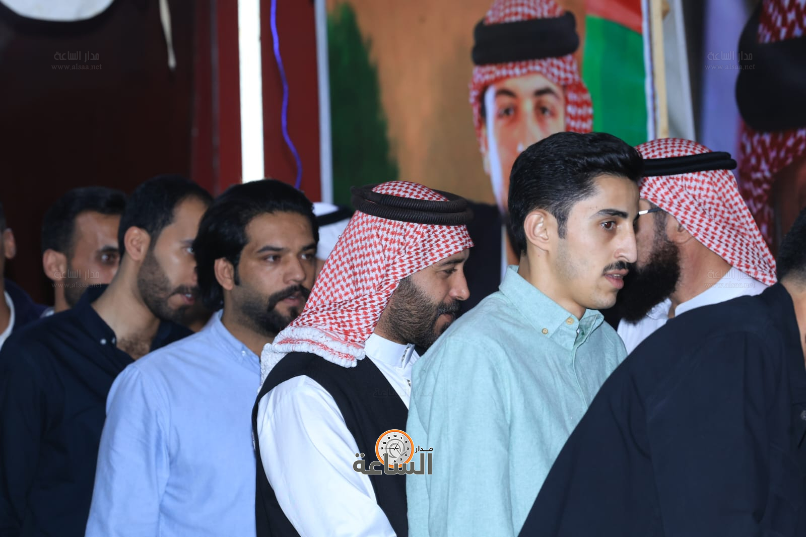 Madar Al-Saa Images 0.6130012243379157