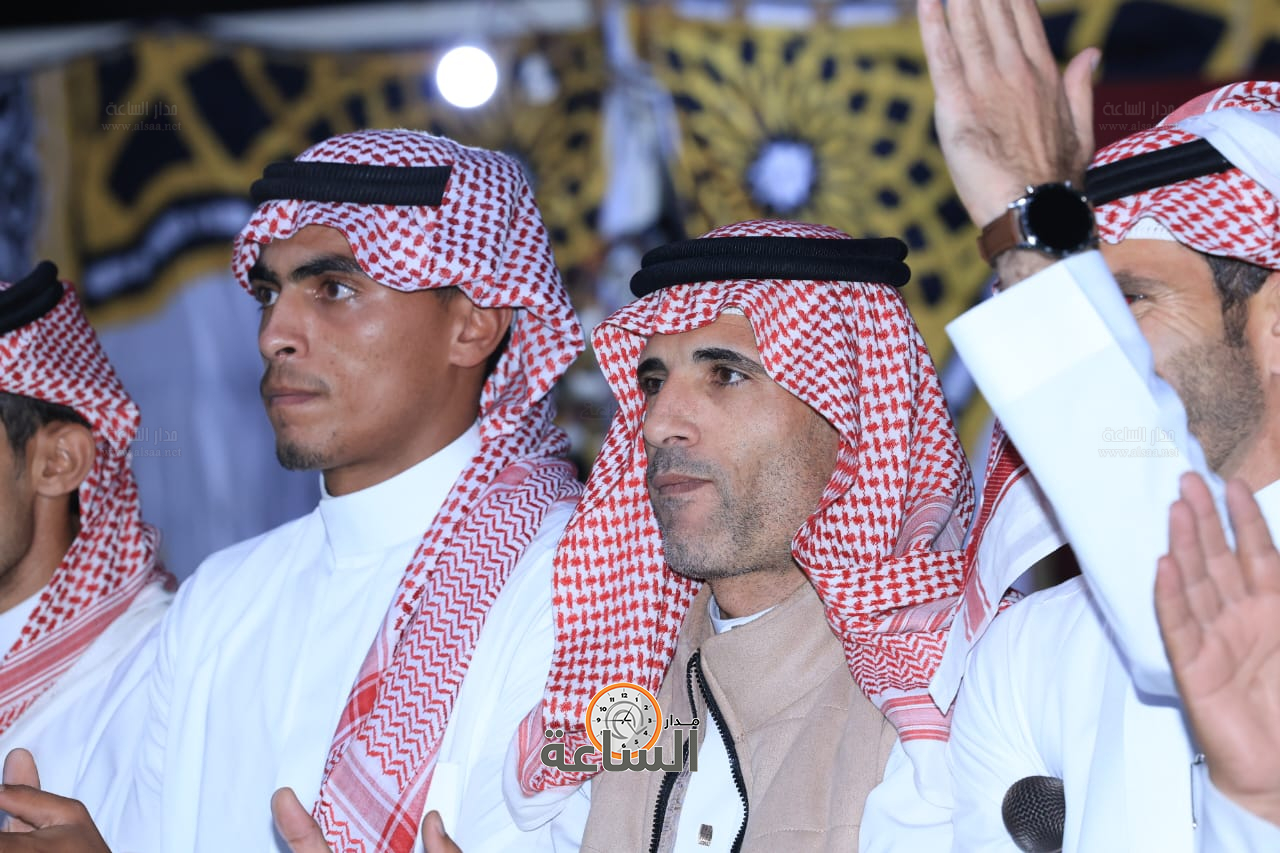 Madar Al-Saa Images 0.3787984138717432