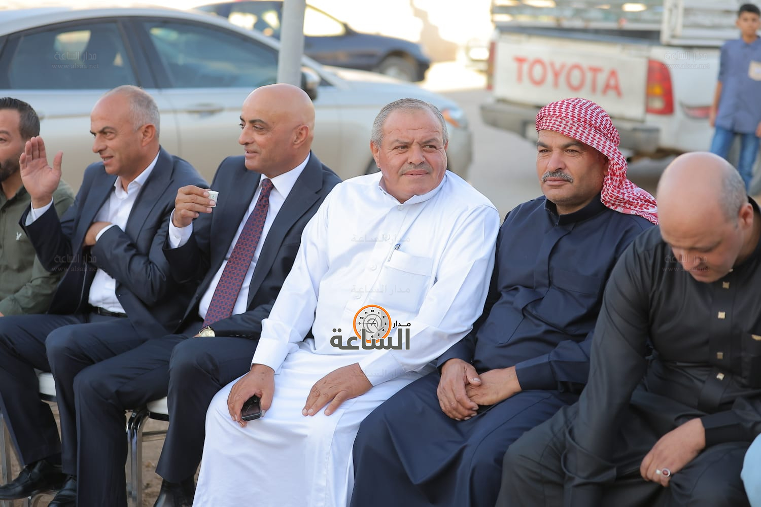 Madar Al-Saa Images 0.3222682175245679