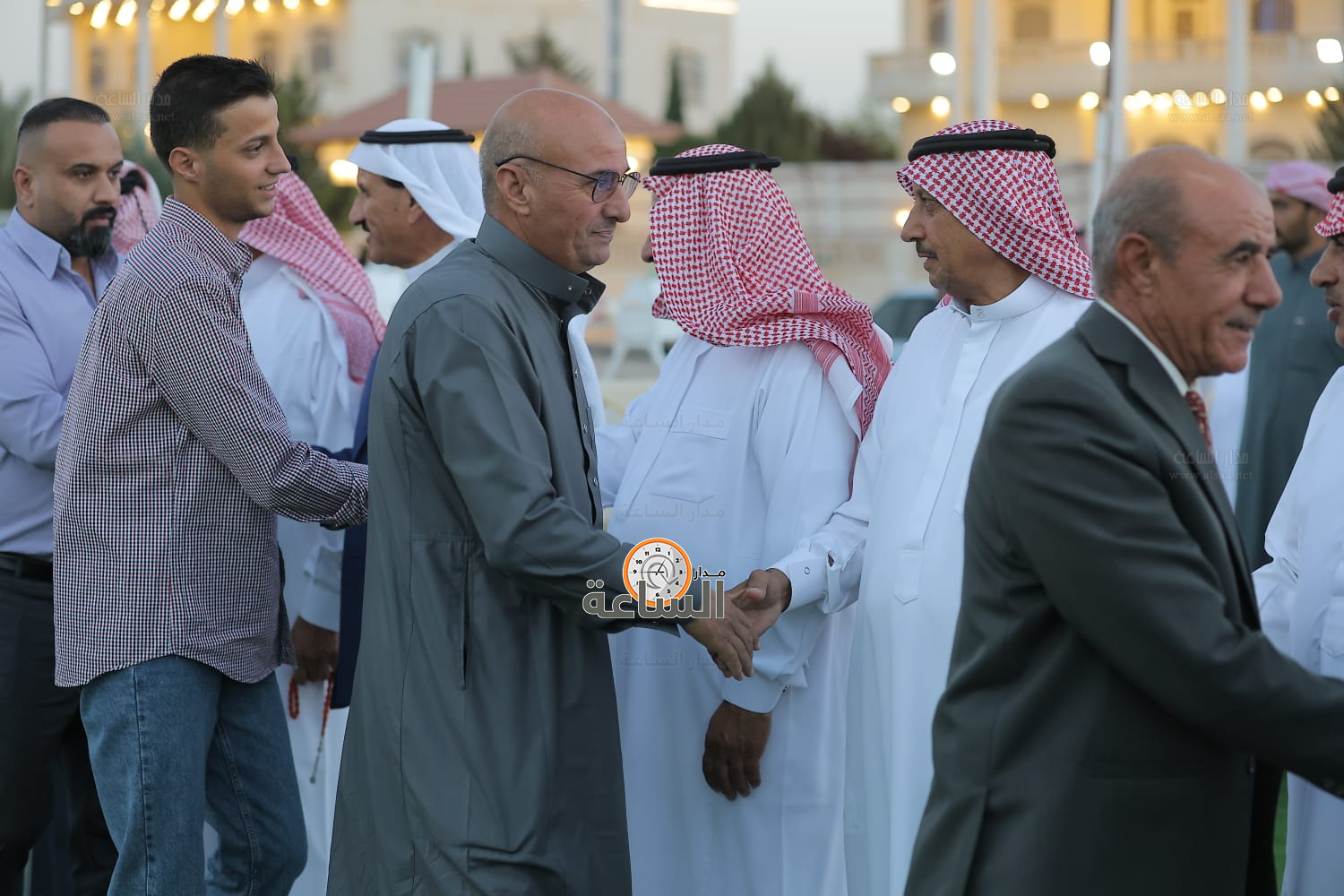 Madar Al-Saa Images 0.3617608131085943