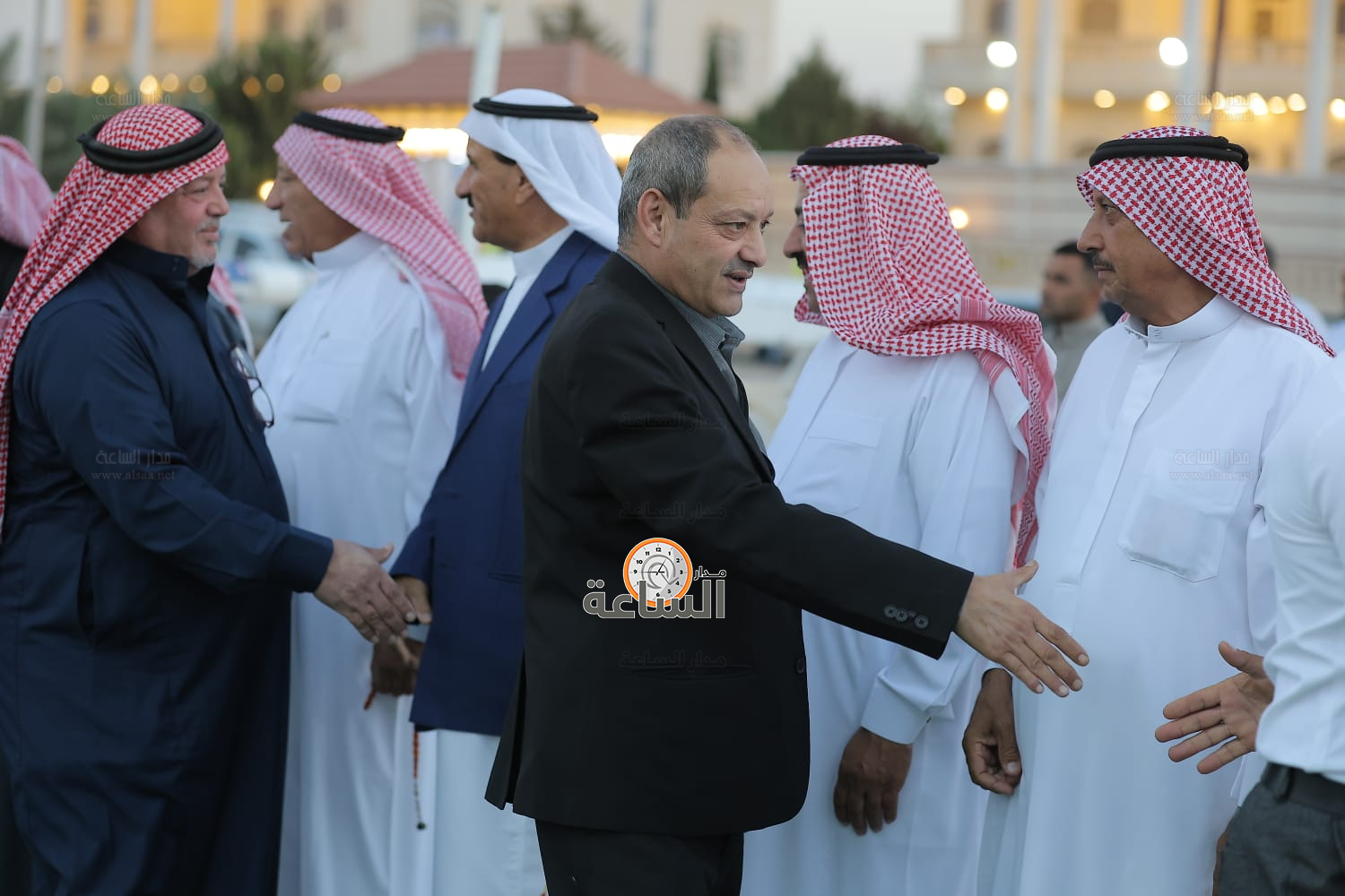 Madar Al-Saa Images 0.8162815258245876