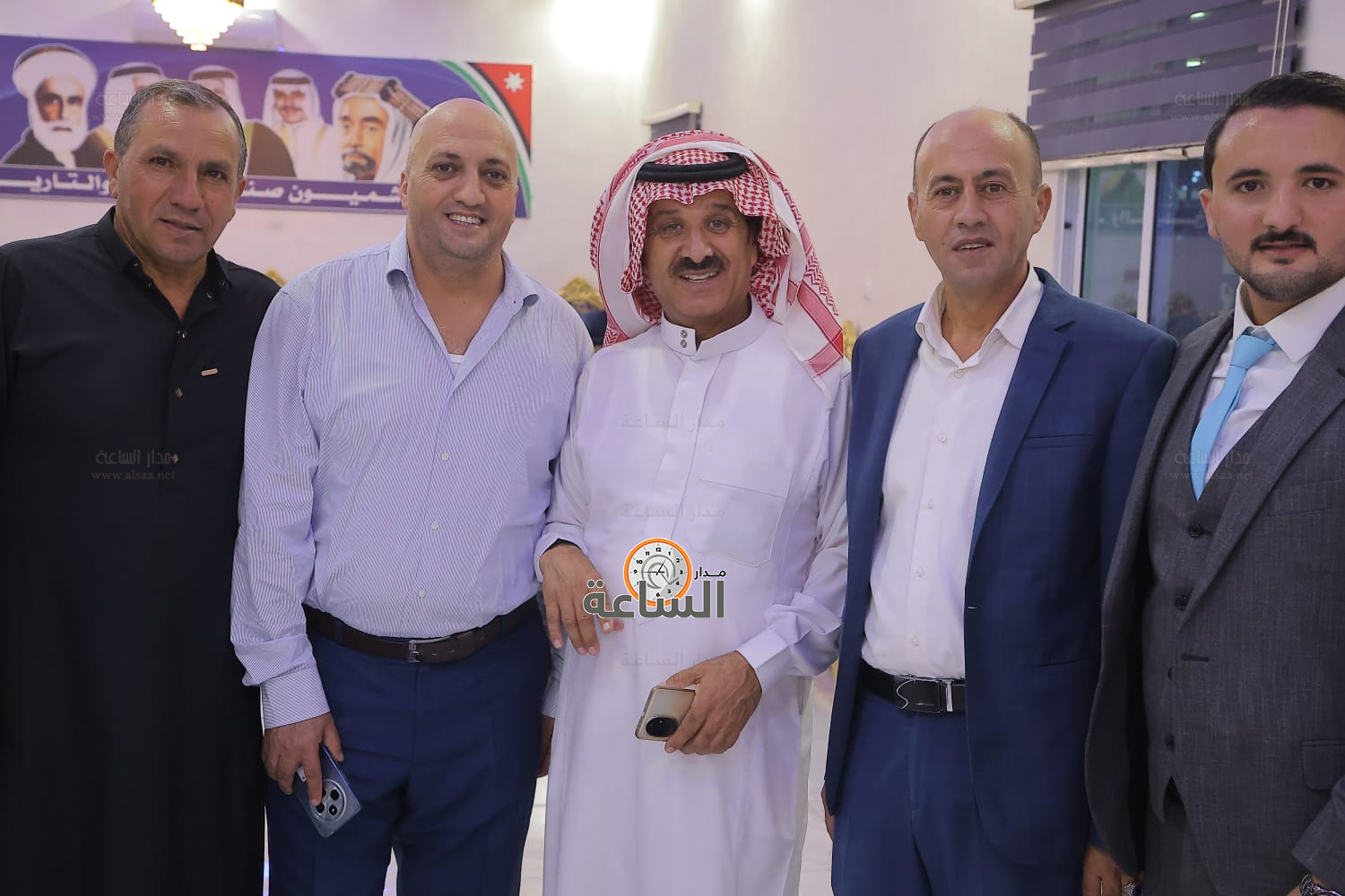 Madar Al-Saa Images 0.8853180780522996