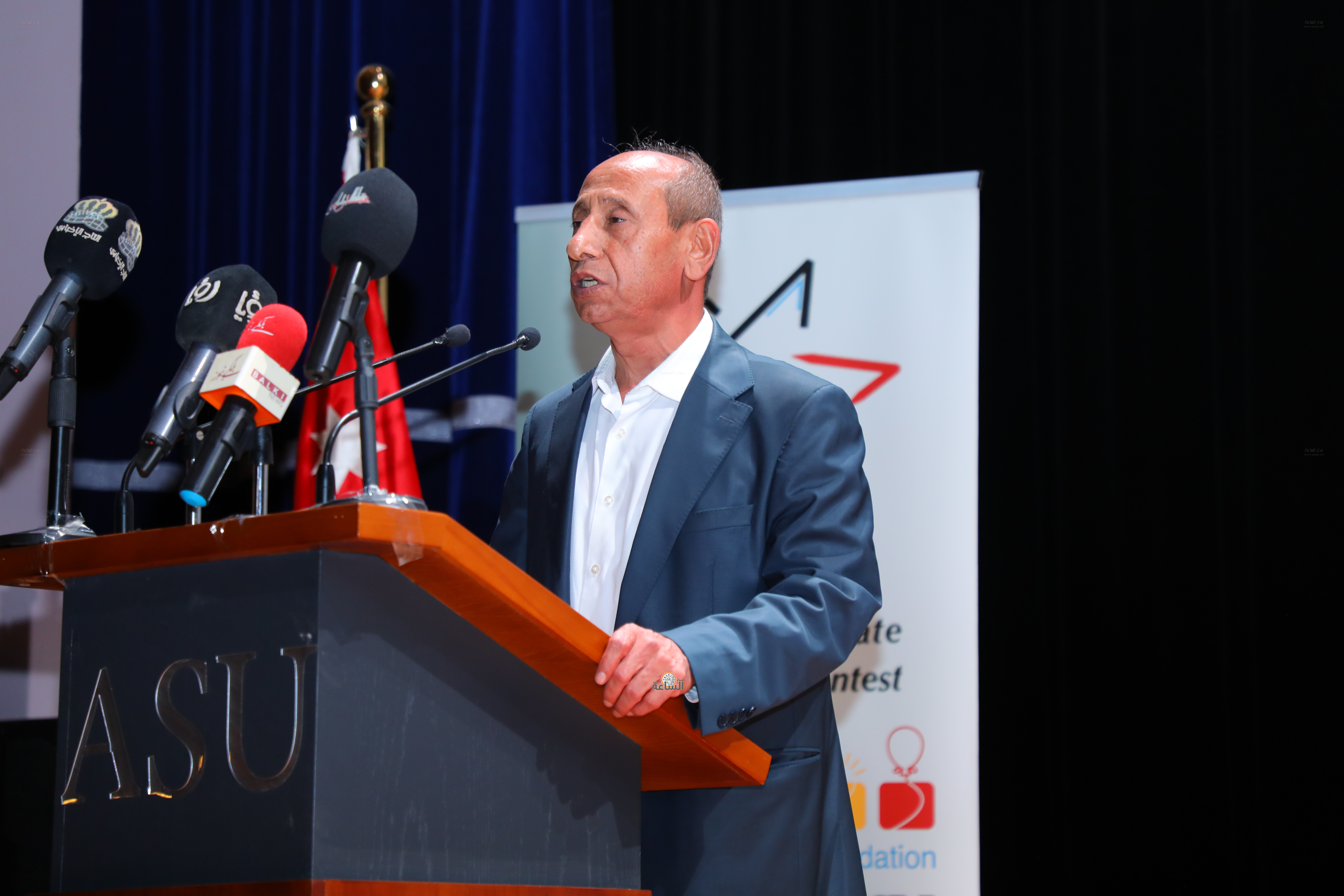 Madar Al-Saa Images 0.2676816174413681