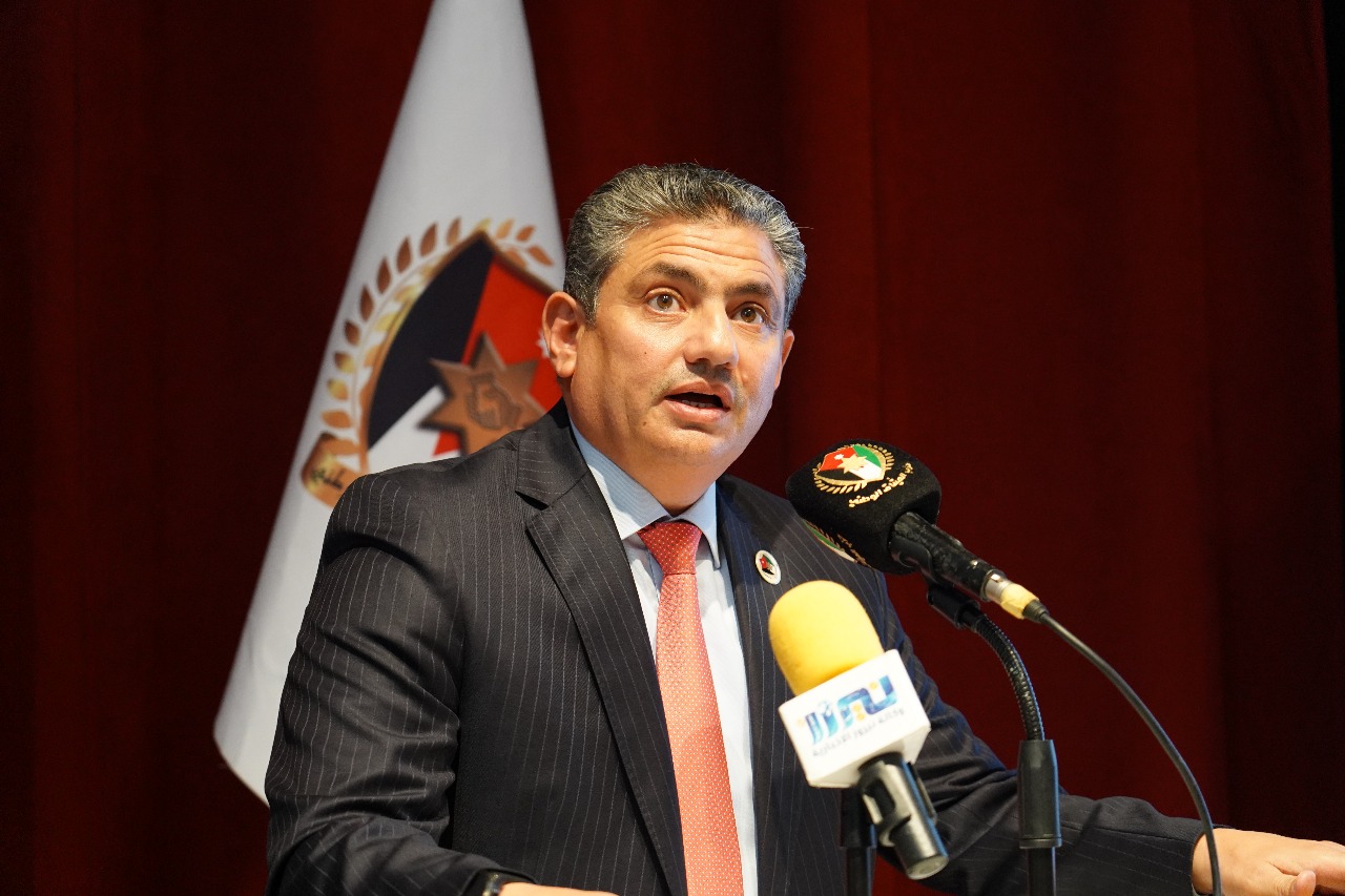 Madar Al-Saa Images 0.7610451406389244