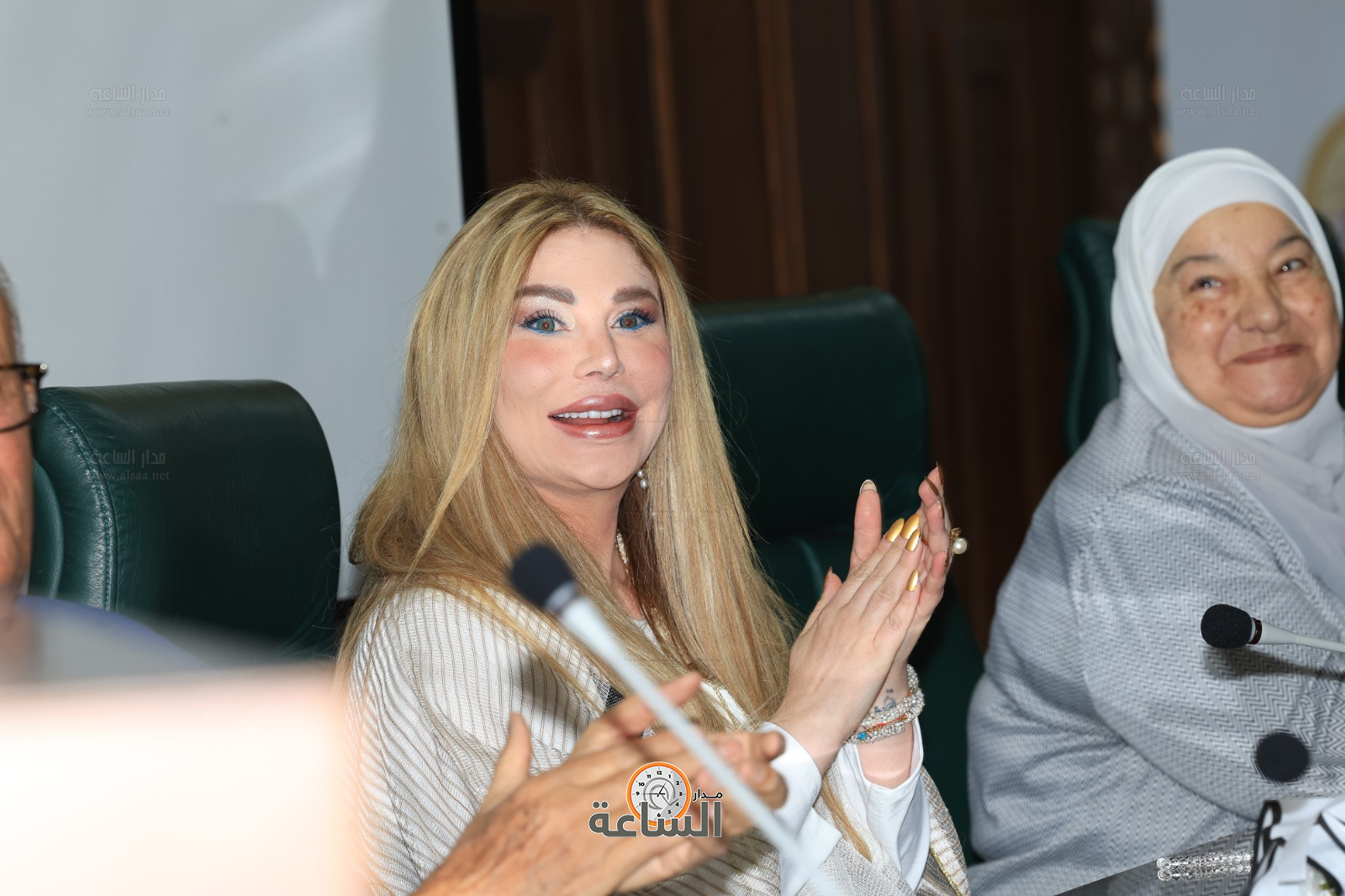 Madar Al-Saa Images 0.41649214084616626