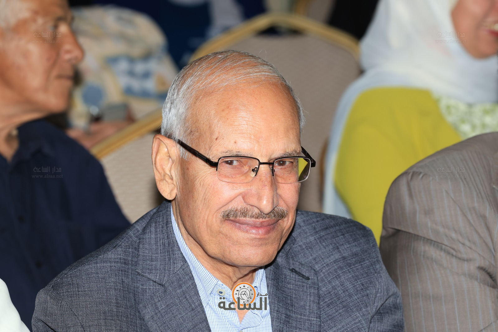 Madar Al-Saa Images 0.6532643678151012