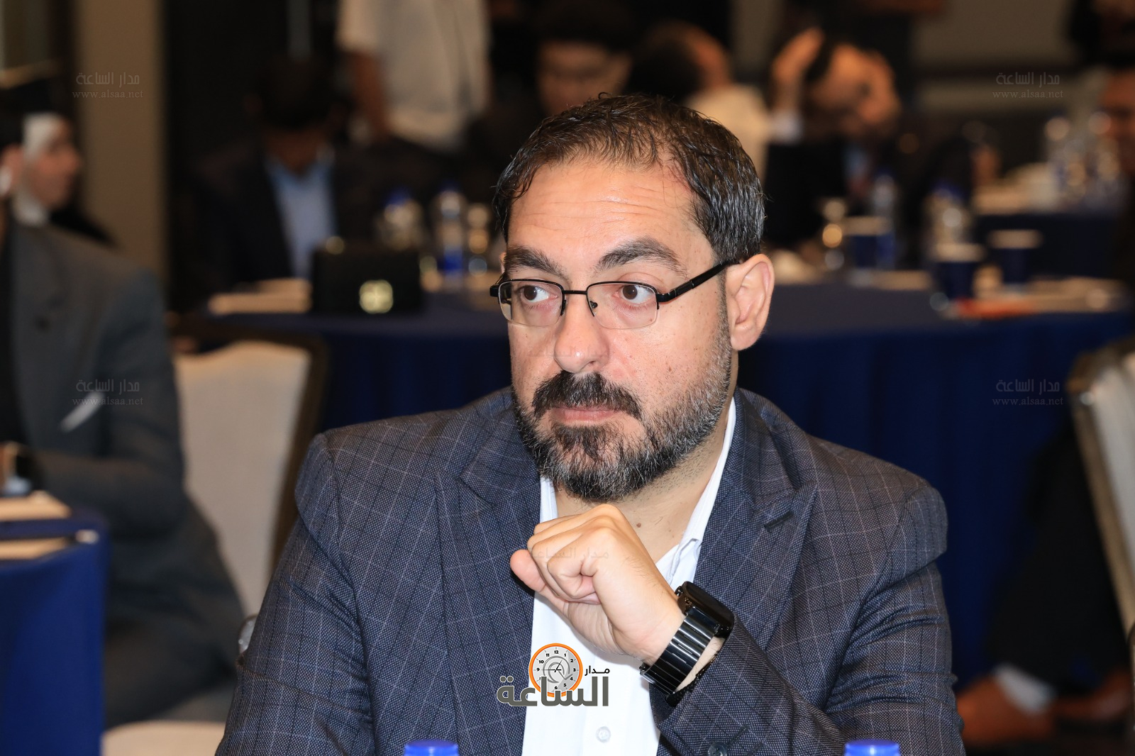 Madar Al-Saa Images 0.34222505764188105