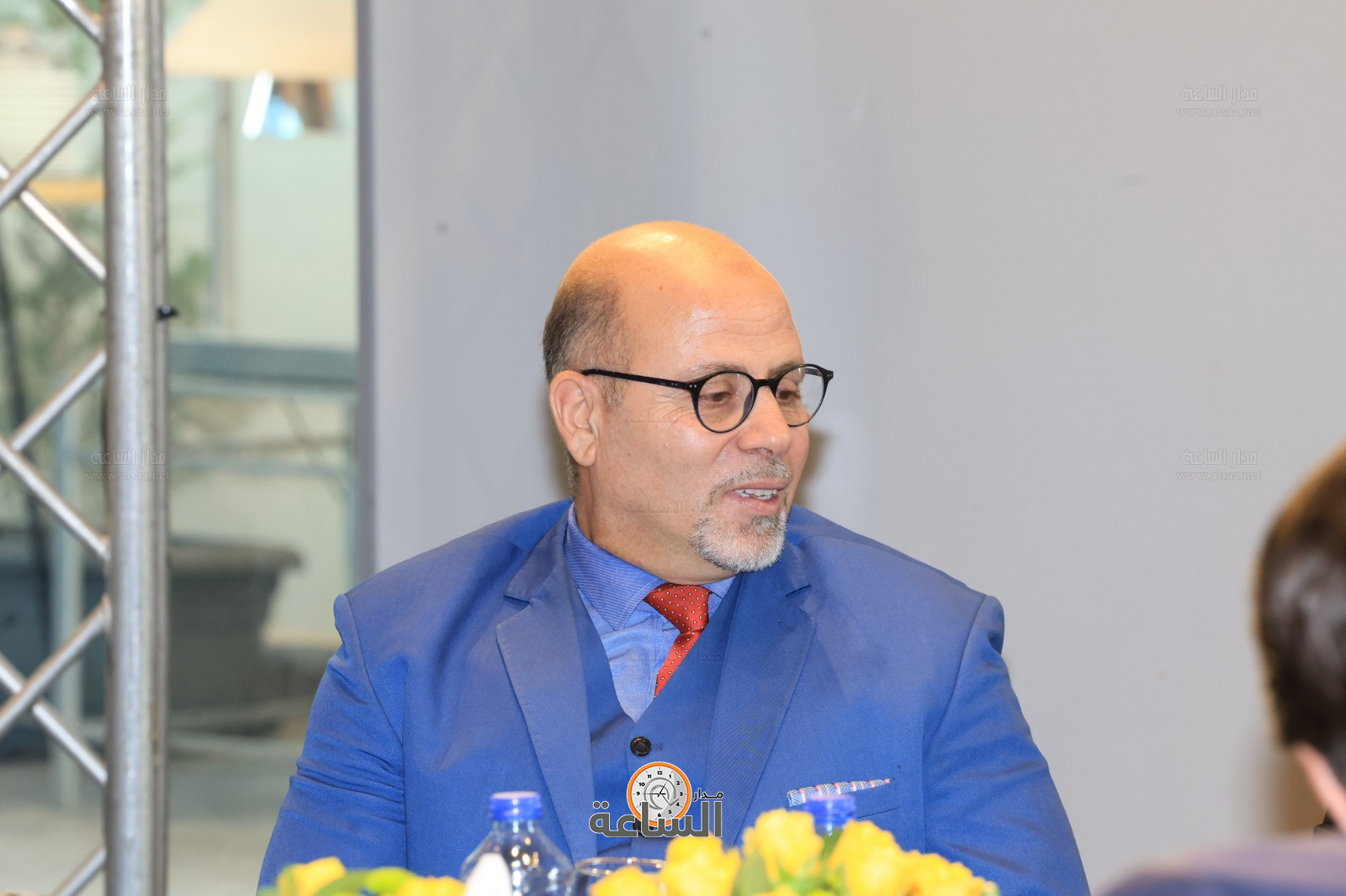 Madar Al-Saa Images 0.407522413644295