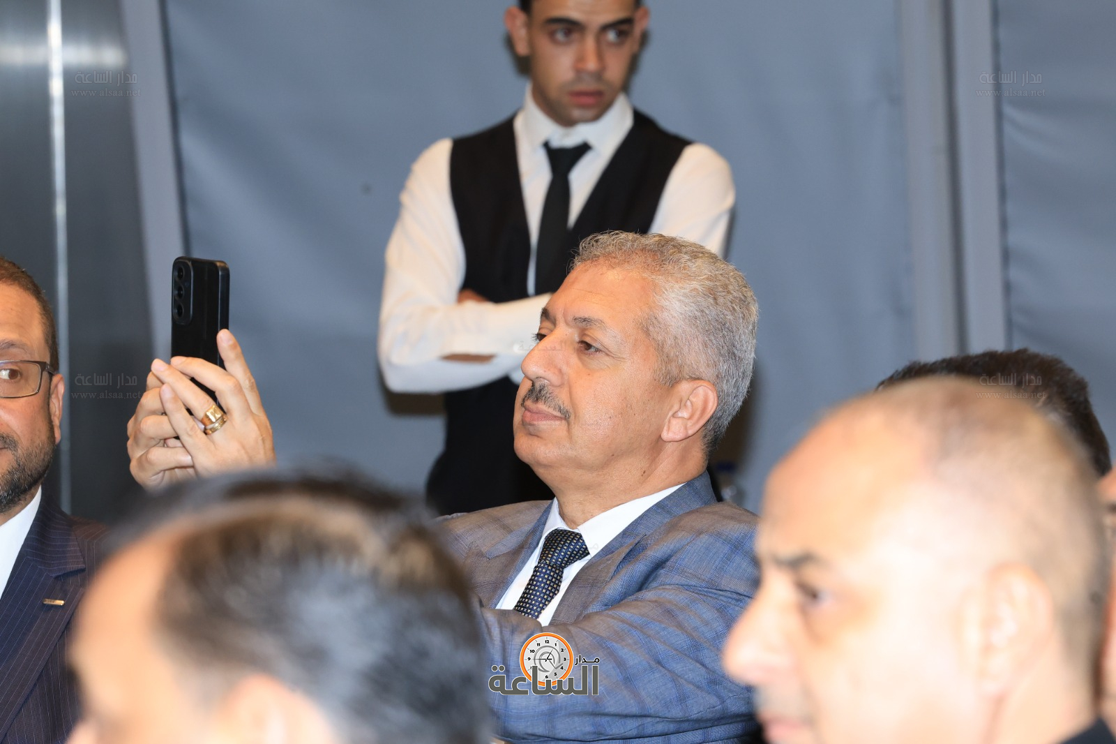 Madar Al-Saa Images 0.4288058910459437