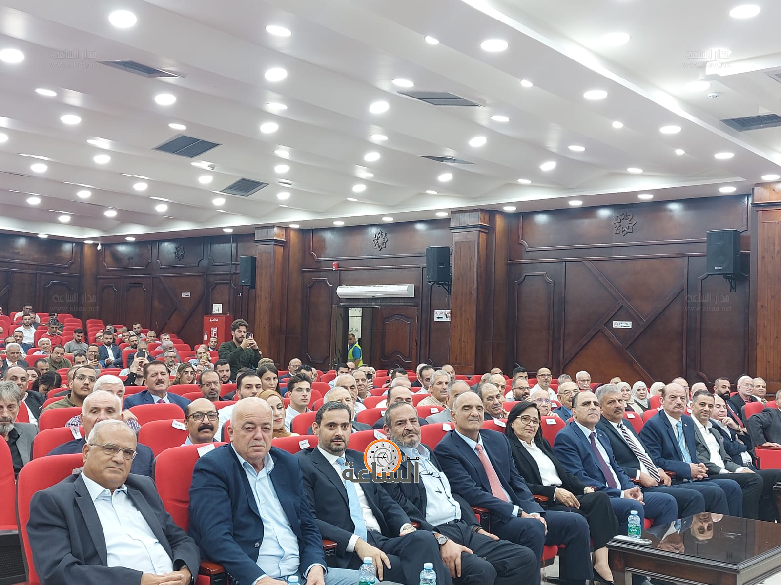 Madar Al-Saa Images 0.9061317833561522