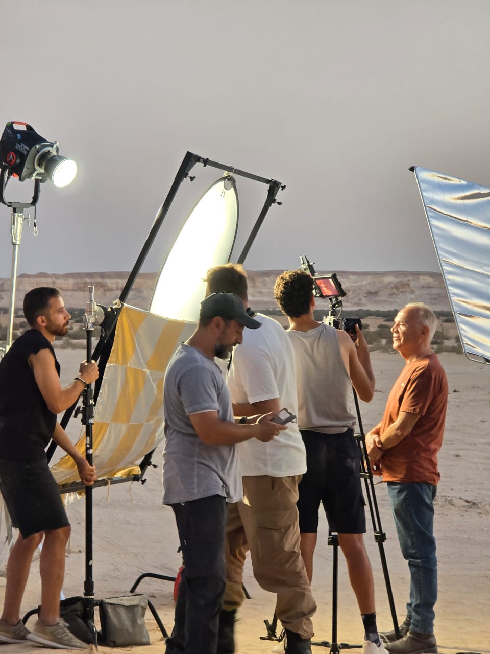 Madar Al-Saa Images 0.33396997075302115