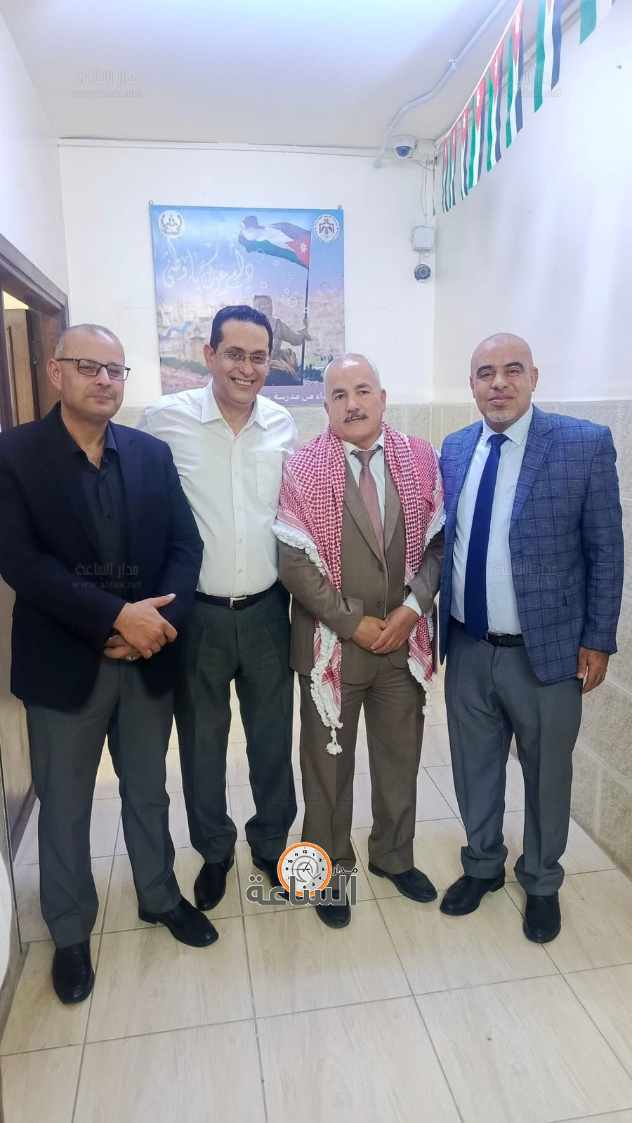 Madar Al-Saa Images 0.8265411376361381