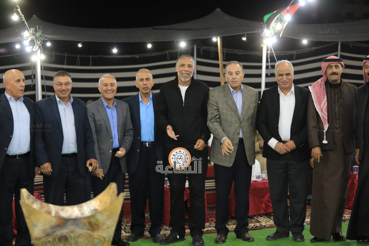 Madar Al-Saa Images 0.2714575514464276