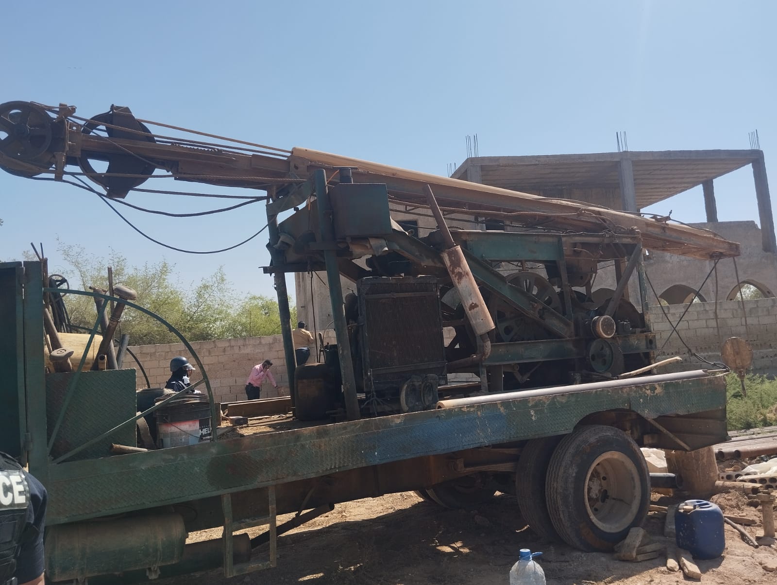 Madar Al-Saa Images 0.17029514966989767