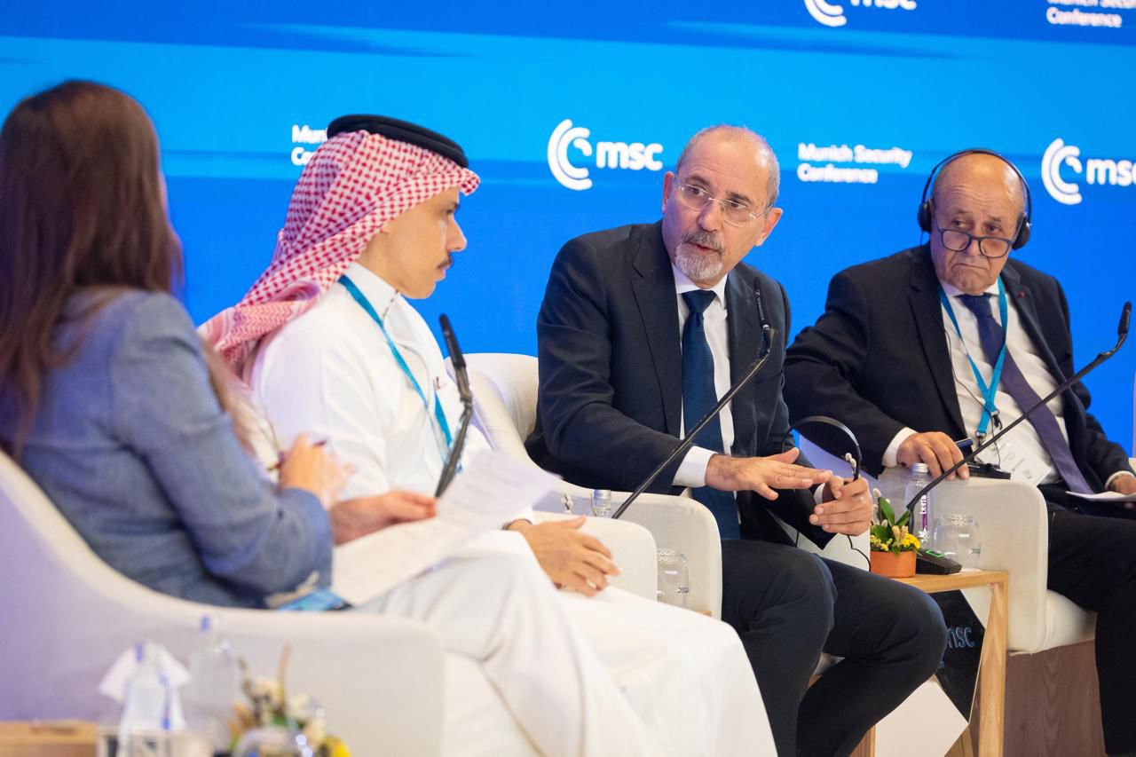 Madar Al-Saa Images 0.8851841157021813