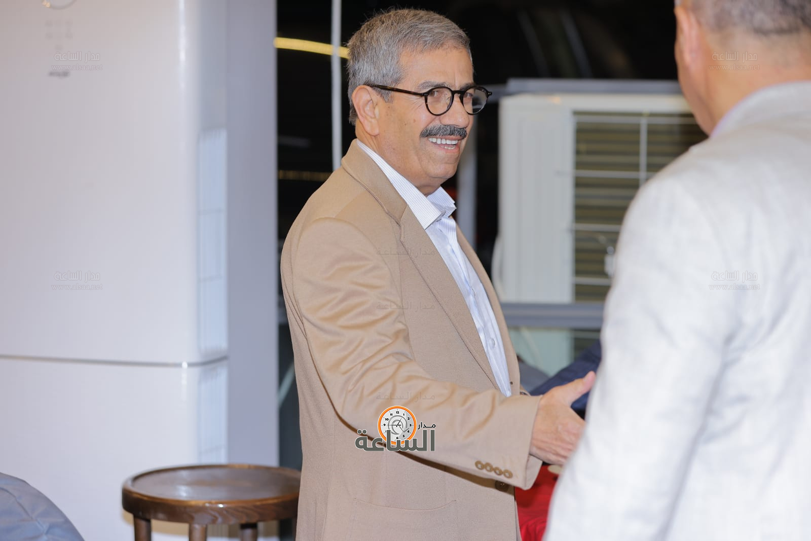 Madar Al-Saa Images 0.3029450364804245