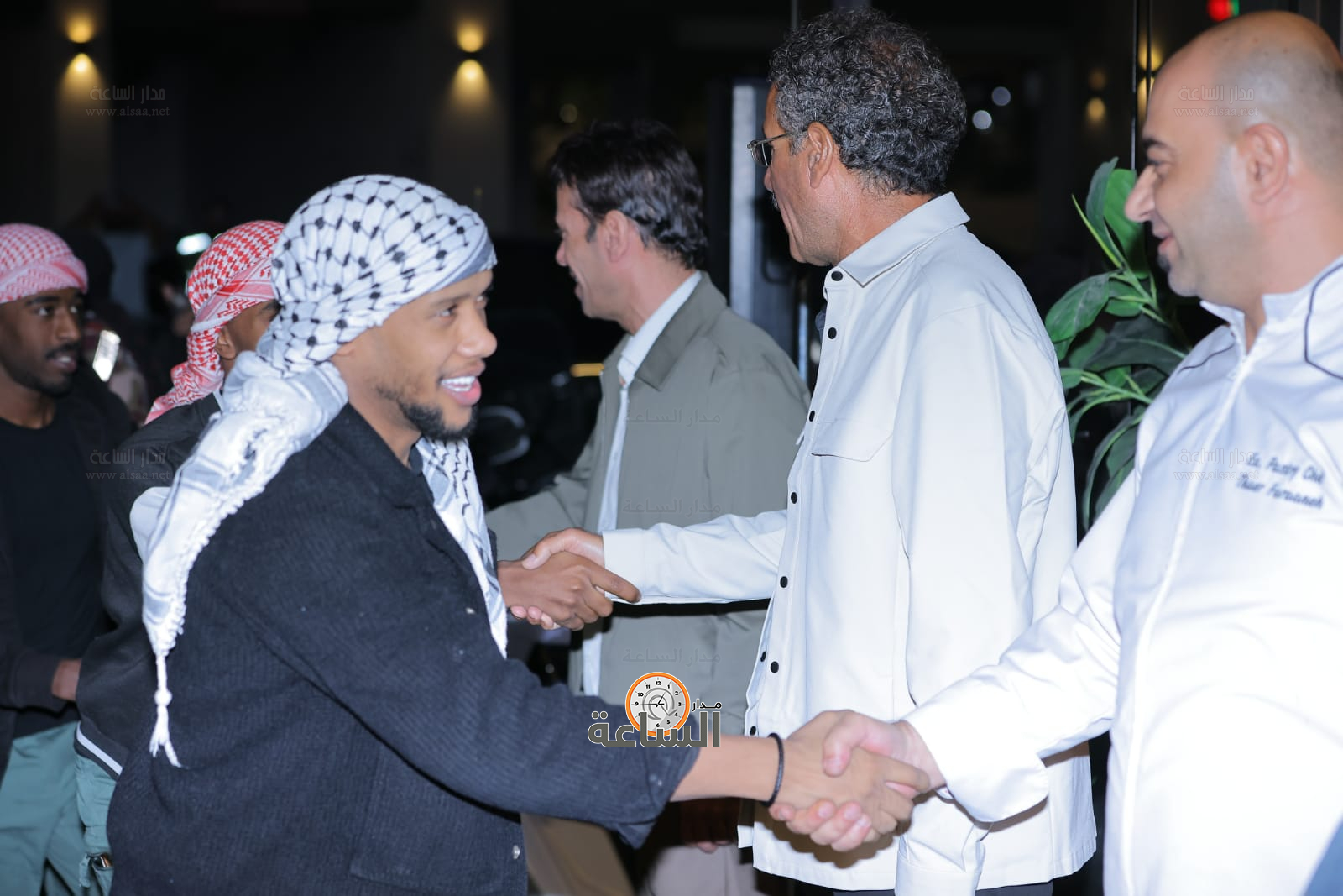 Madar Al-Saa Images 0.01765269573117767