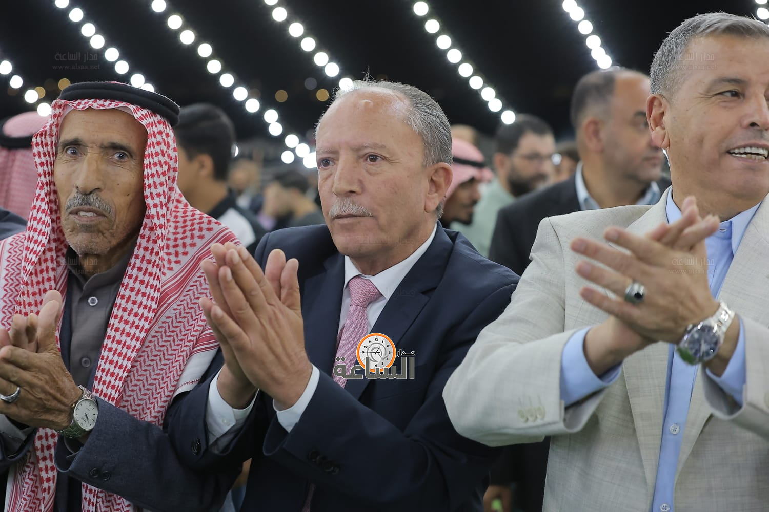 Madar Al-Saa Images 0.375132901809181